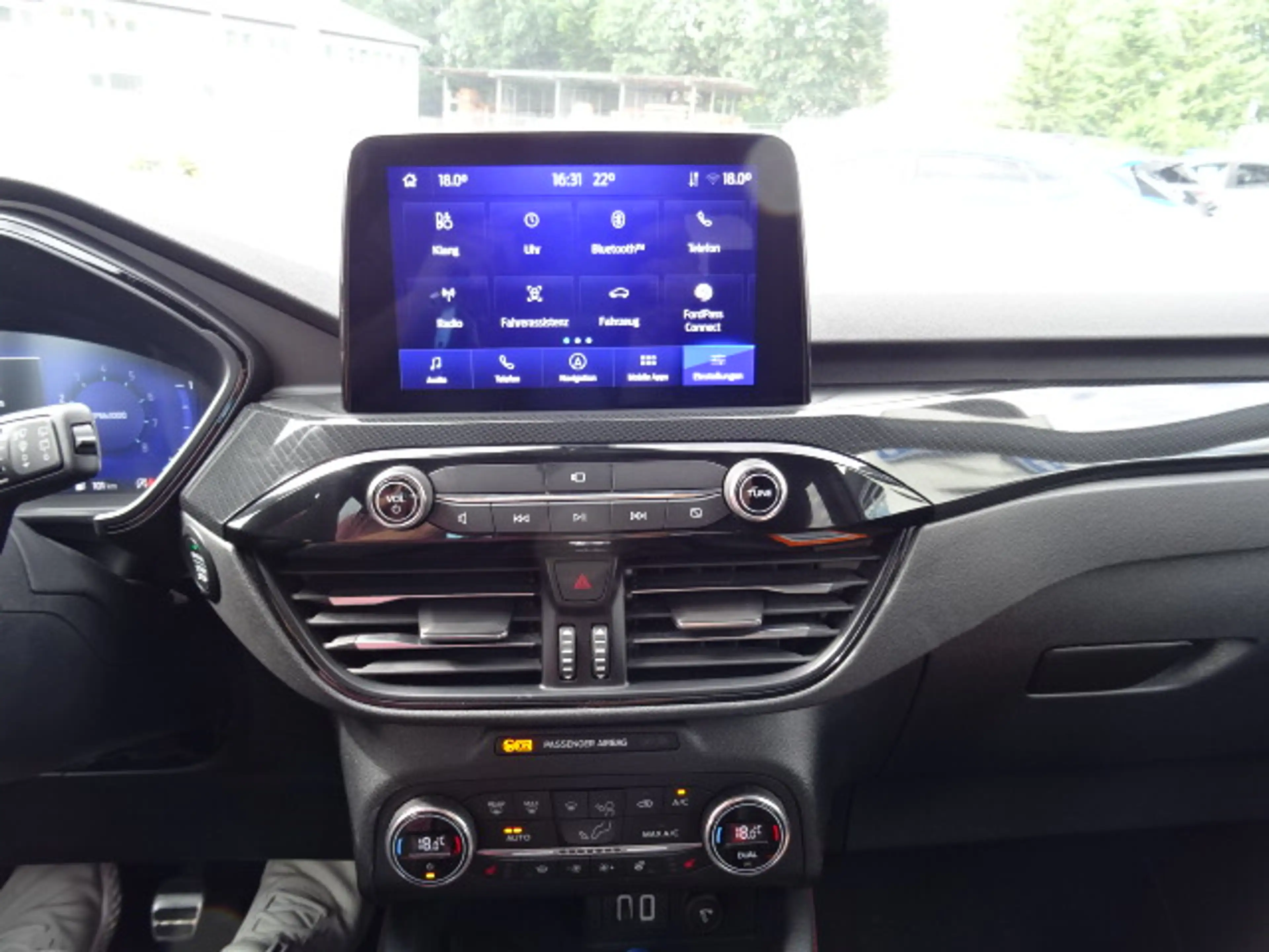 Ford Kuga 1.5 Ecoboost ST-Line X +HUD+LED — photo 11