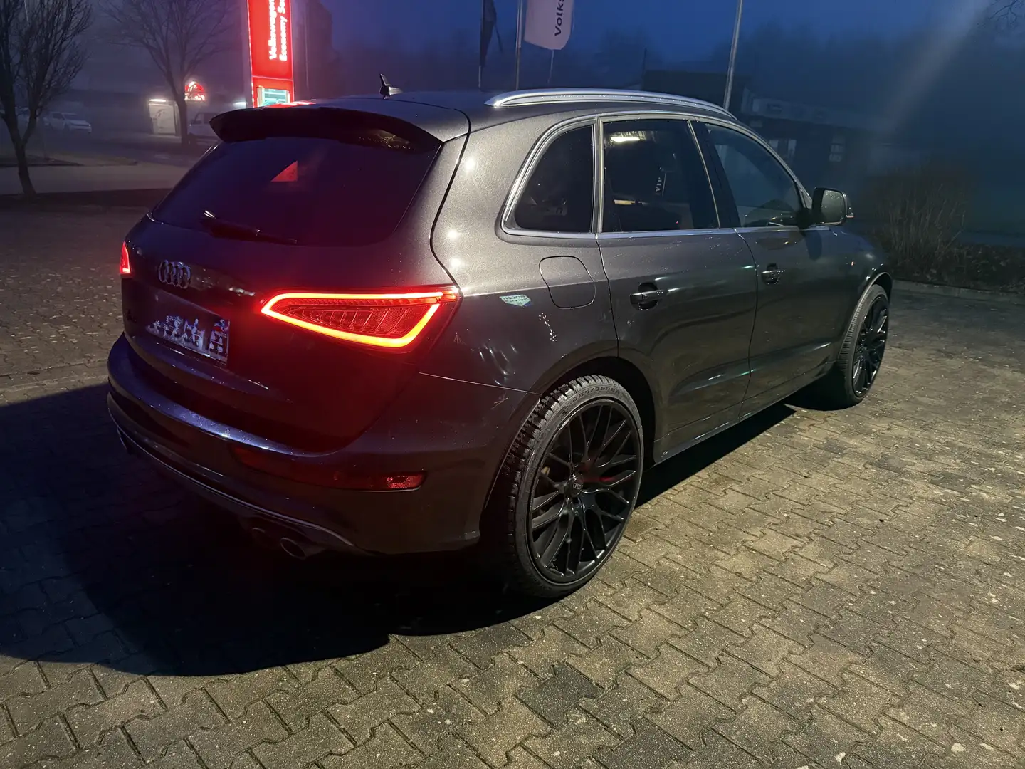 Audi SQ5 Audi SQ5 313 PS | Top gepflegt | Top V12 Sound & A Schwarz - 1