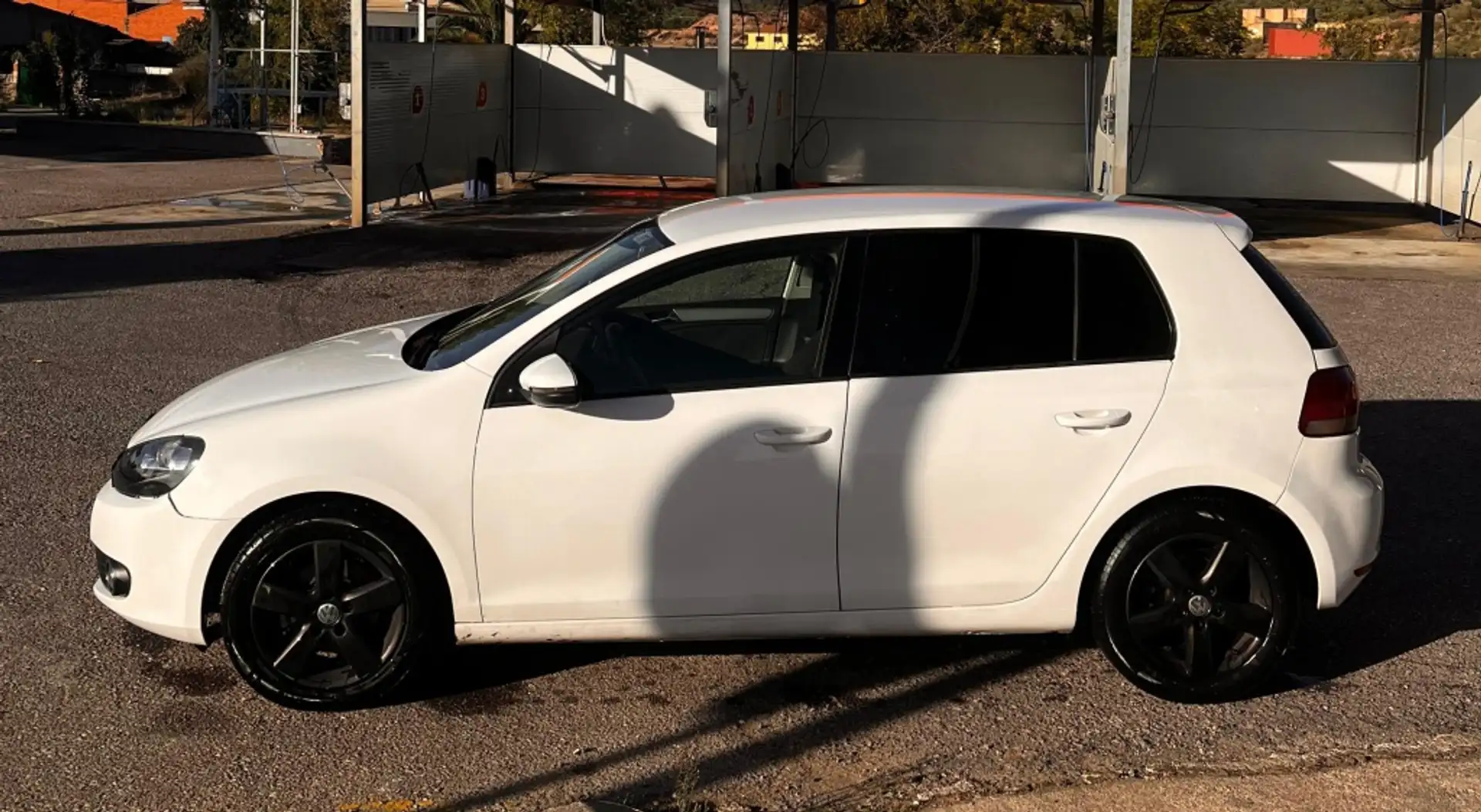 Volkswagen Golf 1.6TDI CR Sport Last Edition 105 Blanco - 2