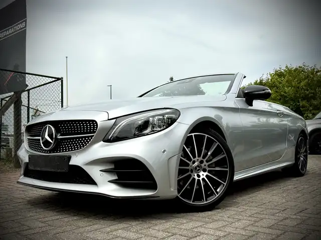 Mercedes-Benz C 220 Cabriolet d Auto. Pack AMG Airscarf Full options !