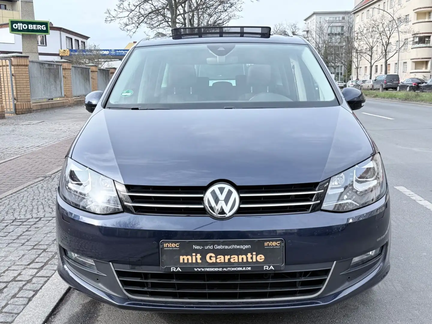 Volkswagen Sharan SHARAN 2.0 TDI DSG ALLSTAR+BI-XENON+NAVI+PANO+ Blau - 2