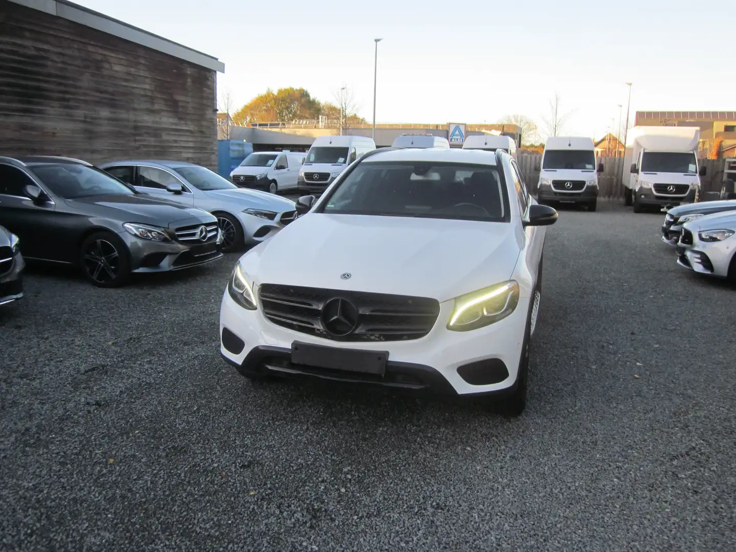 Mercedes-Benz GLC 220 D 4 MATIC Weiß - 1