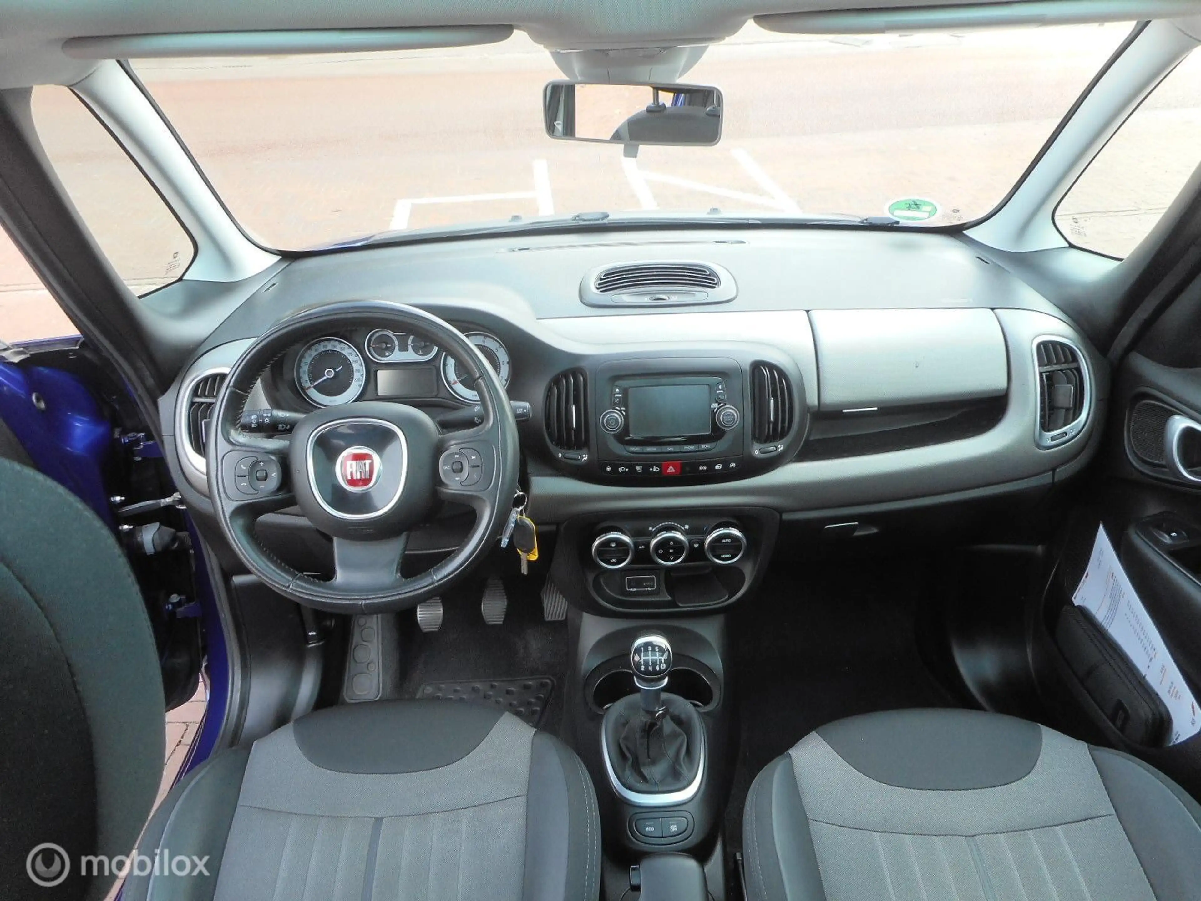 Fiat 500L TwinAir Turbo 105 Lounge ECC+LM-16+PDC+CRUISE+META — photo 2