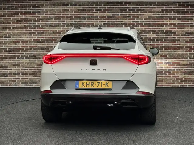 Cupra Formentor view 6