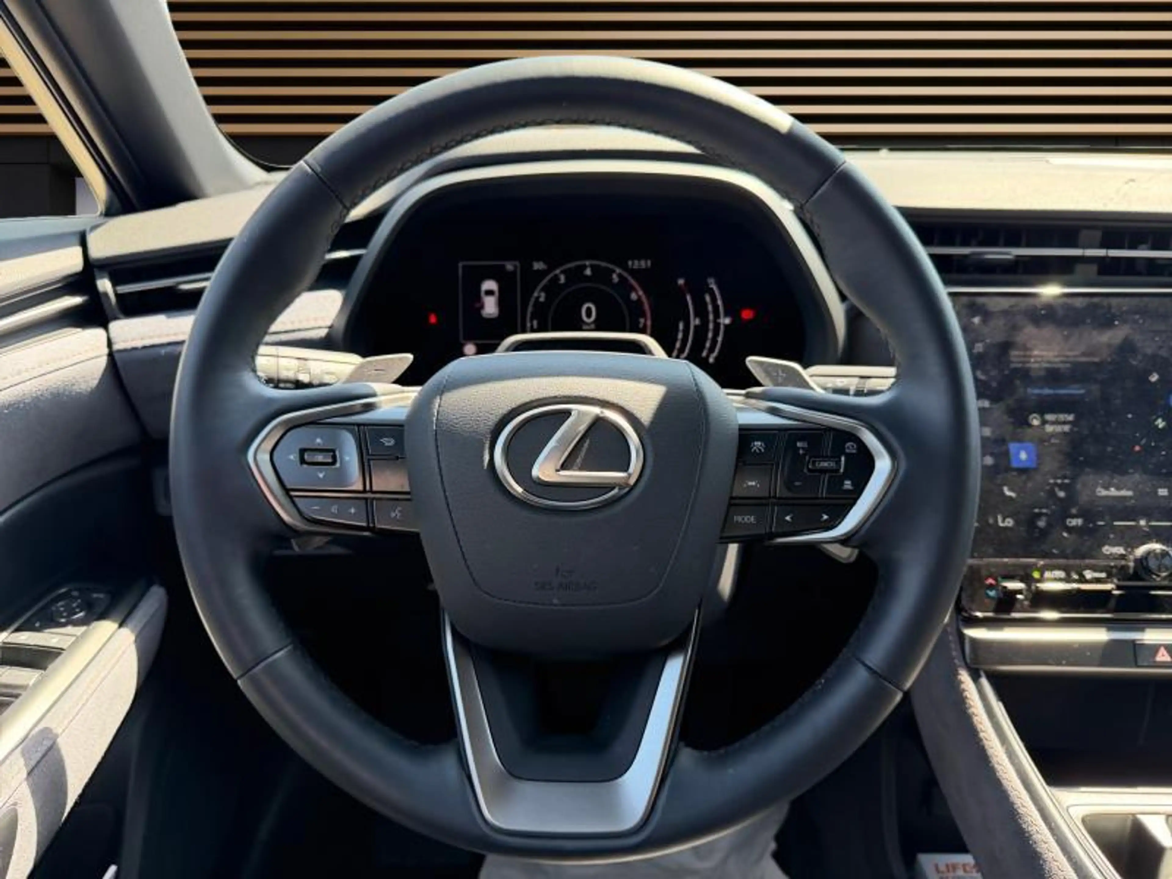 Lexus LBX Cool — photo 15