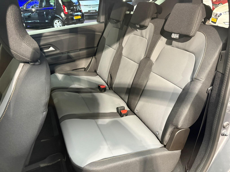 Dacia Jogger 1.6 Hybrid 140 Extreme 7p. | Nieuwe auto | 7 Perso — photo 6