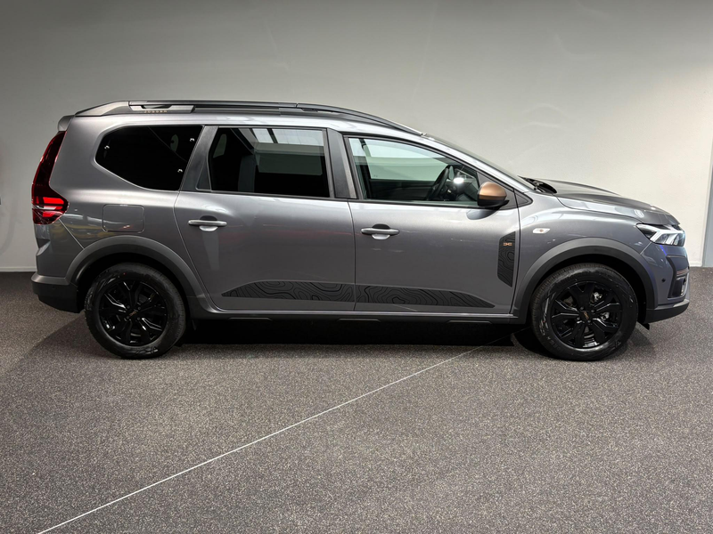 Dacia Jogger 1.6 Hybrid 140 Extreme 7p. | Nieuwe auto | 7 Perso — photo 14