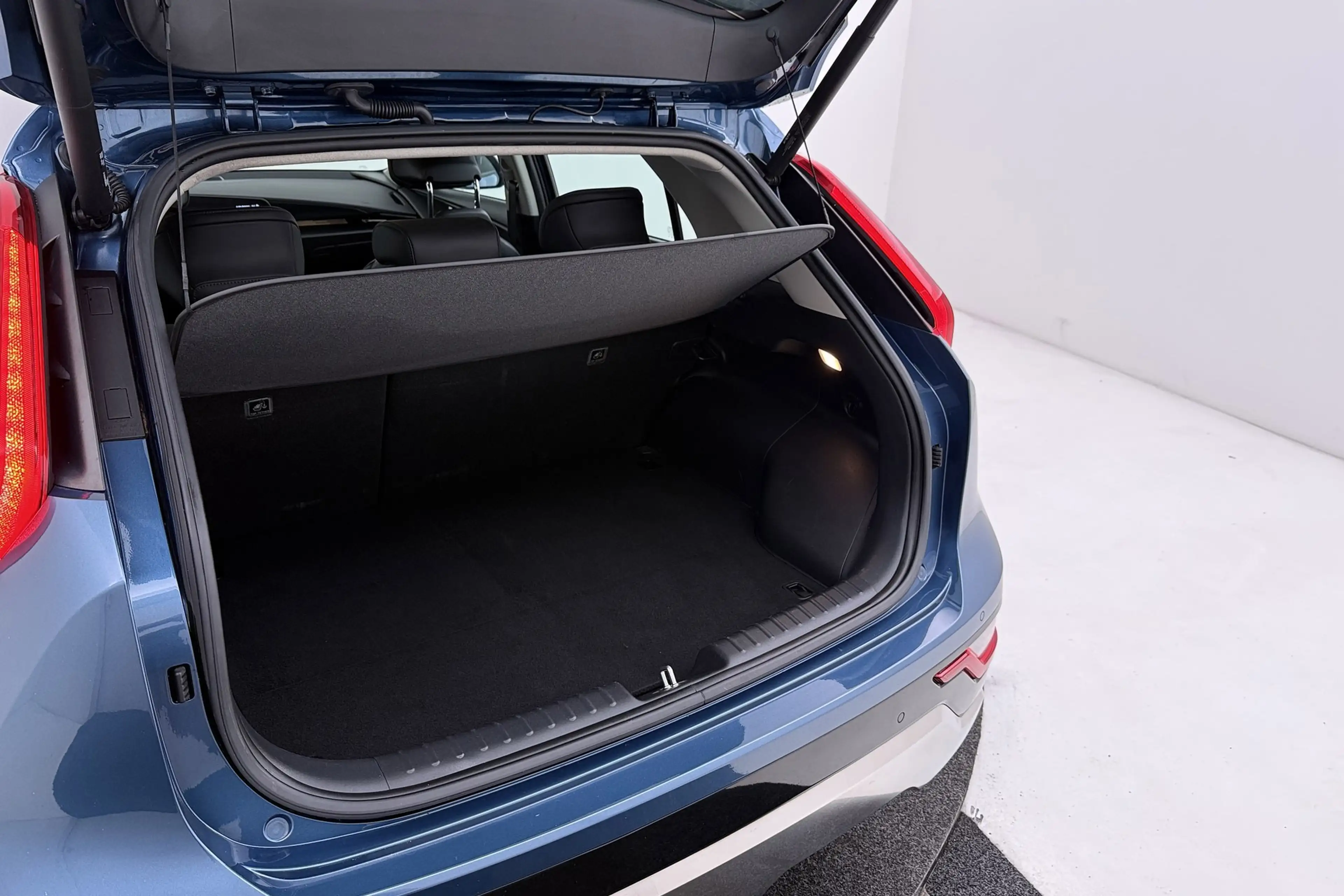 Kia Niro 1.6 GDi PHEV DynamicLine | CarPlay | Digital Cockp — photo 37
