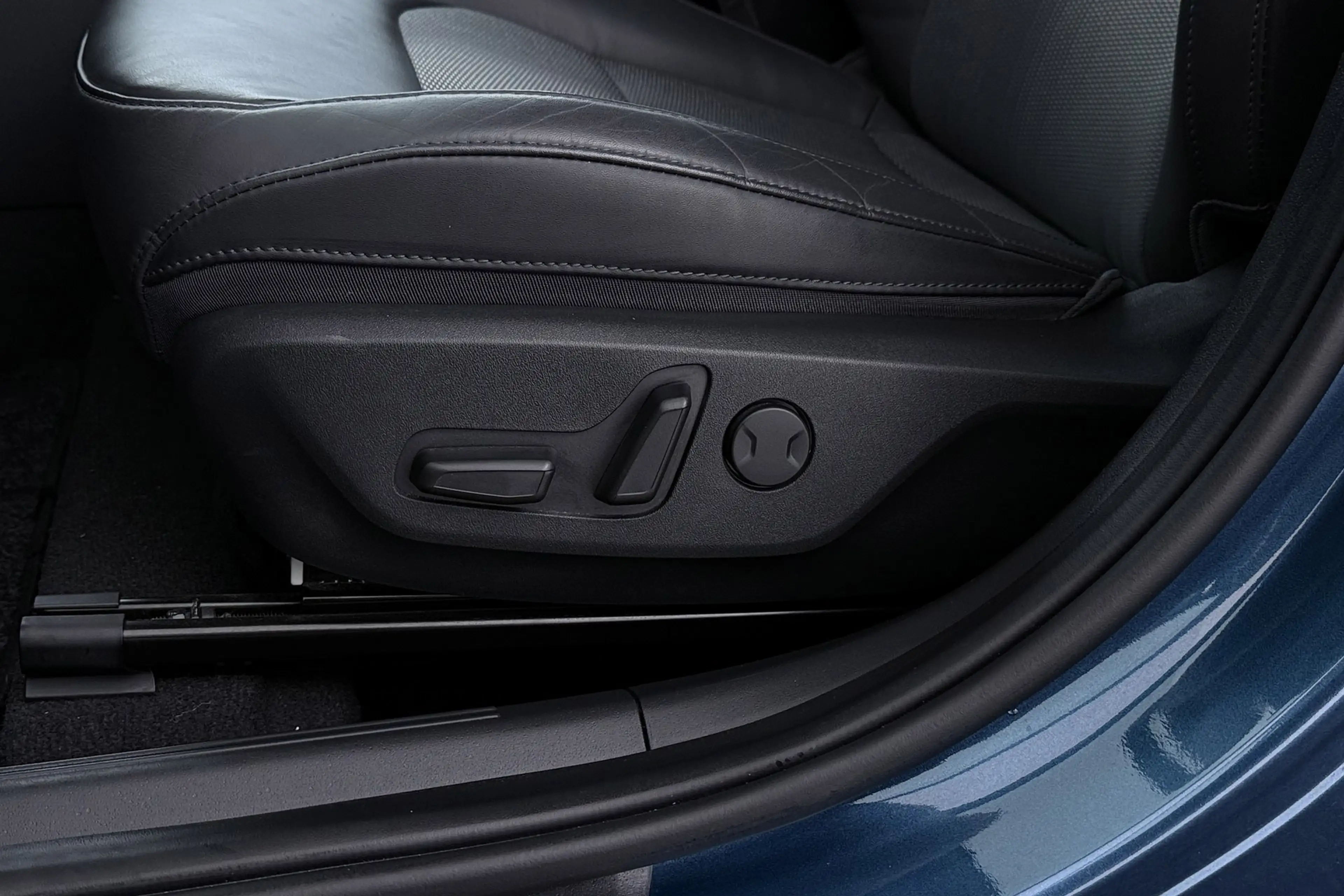 Kia Niro 1.6 GDi PHEV DynamicLine | CarPlay | Digital Cockp — photo 4