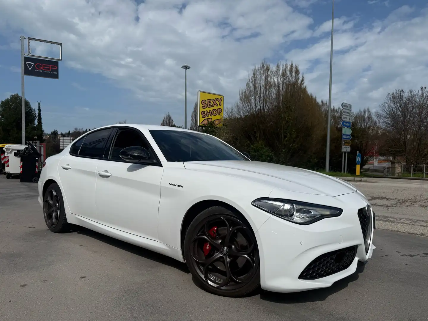Alfa Romeo Giulia 2.0 t Veloce Ti Q4 280cv auto Blanc - 1