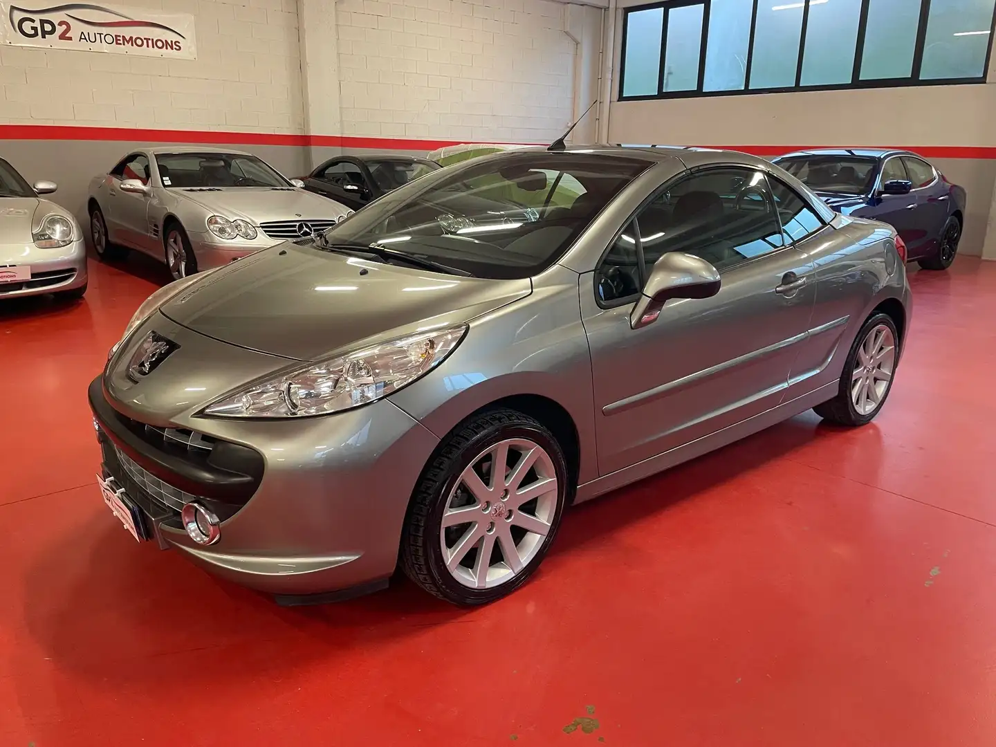 Peugeot 207 207 CC 1.6 16v Roland Garros Grigio - 1