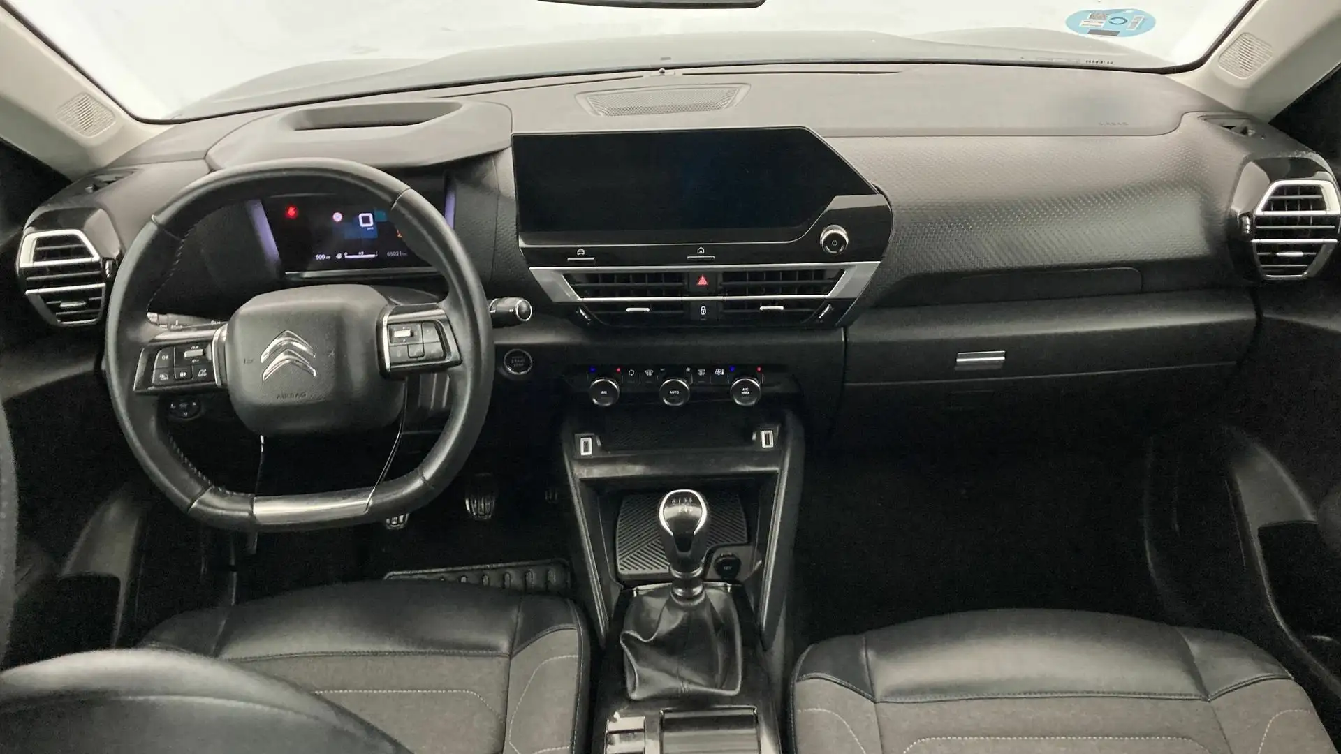 Citroen C4 1.2 PureTech Feel Pack S&S 130 Negro - 2