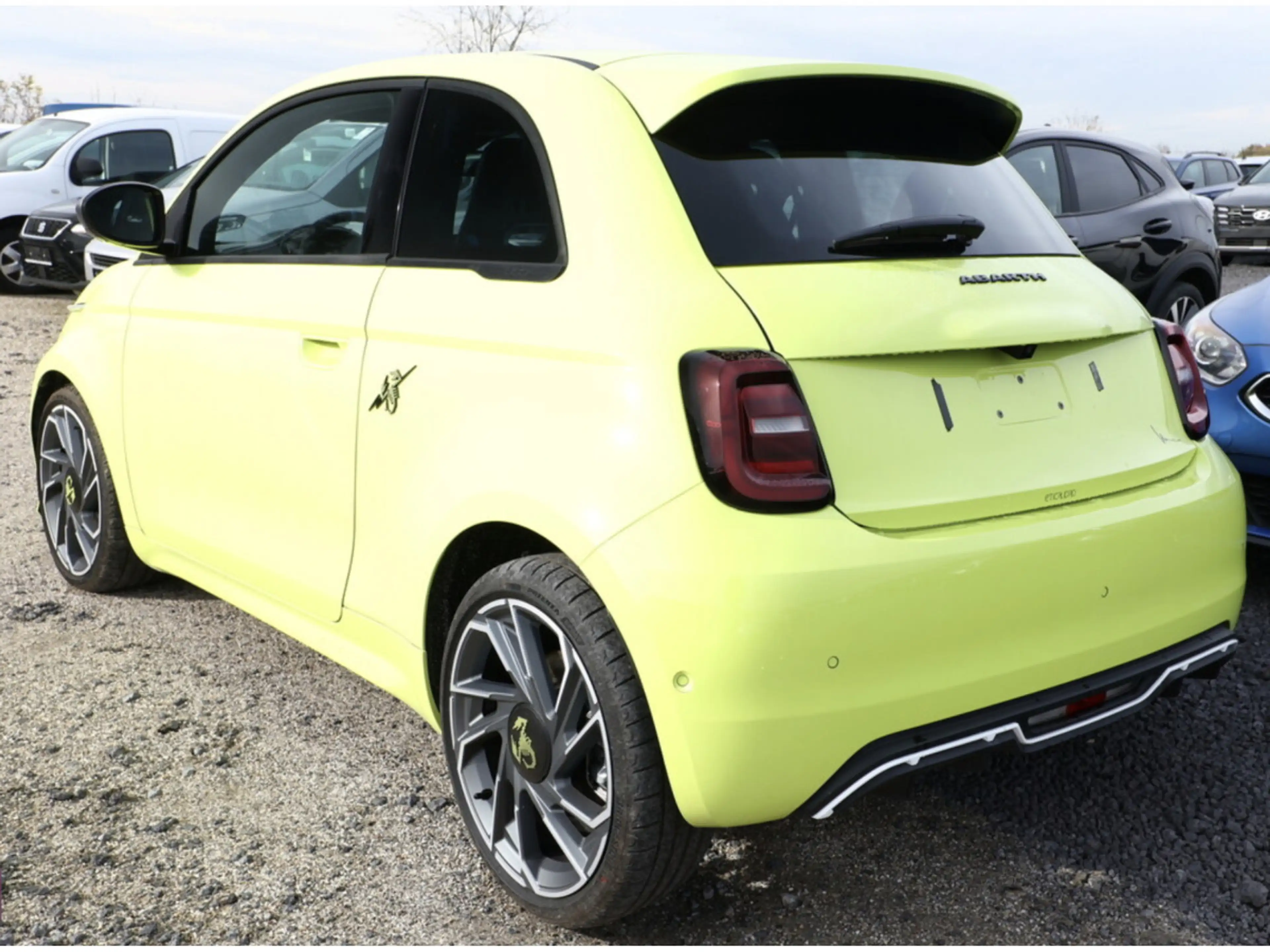 Abarth 500e 500e n42kwh Turismo — photo 4