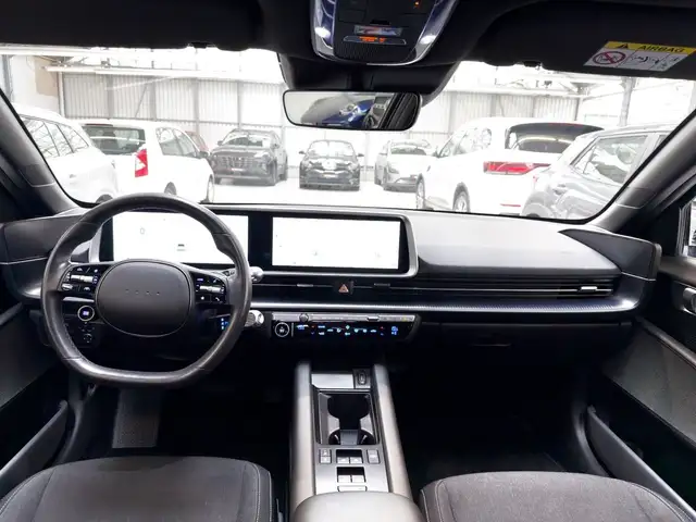 Hyundai Ioniq 6 view 9
