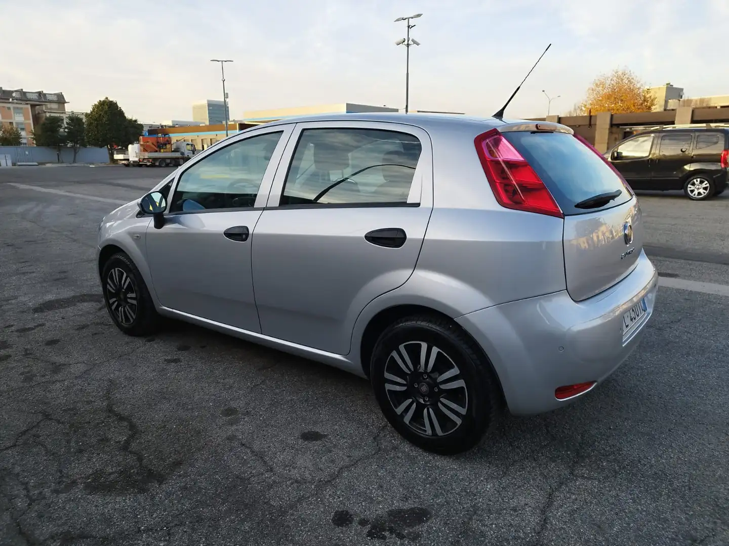 Fiat Punto 5p 1.4 easypower Lounge GPL -benzina - 2