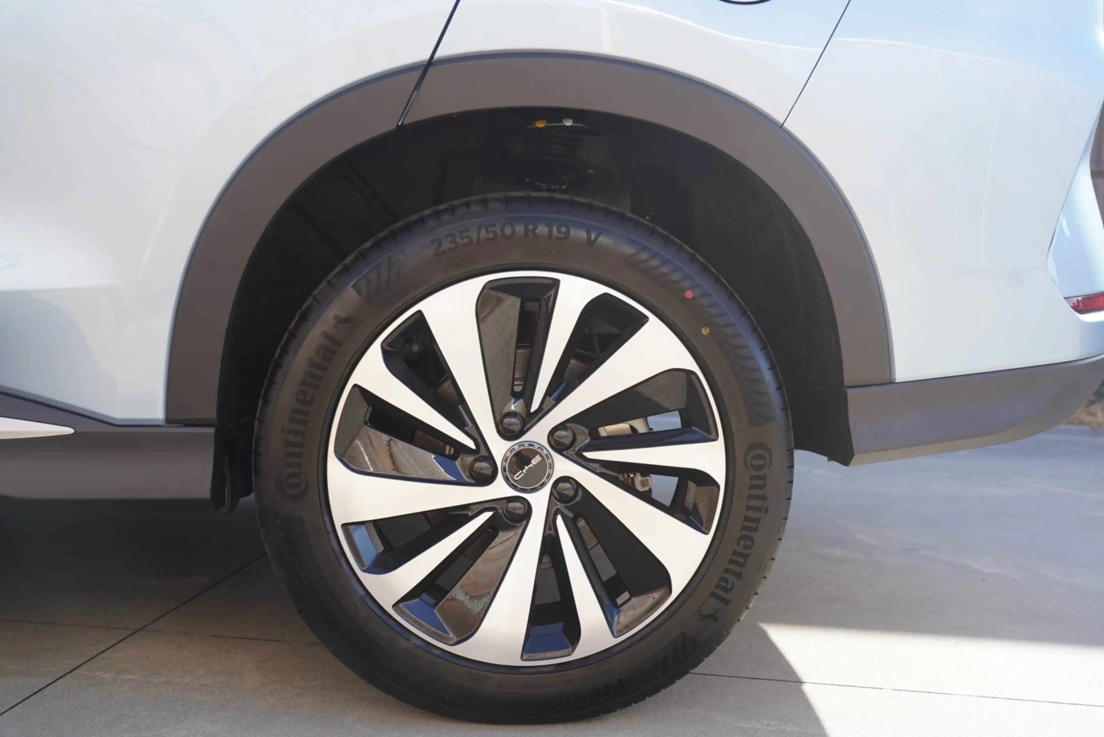 BYD Seal U DM-i Boost 1.5 PHEV (160 kw)**Nieuwe wagen! — photo 30
