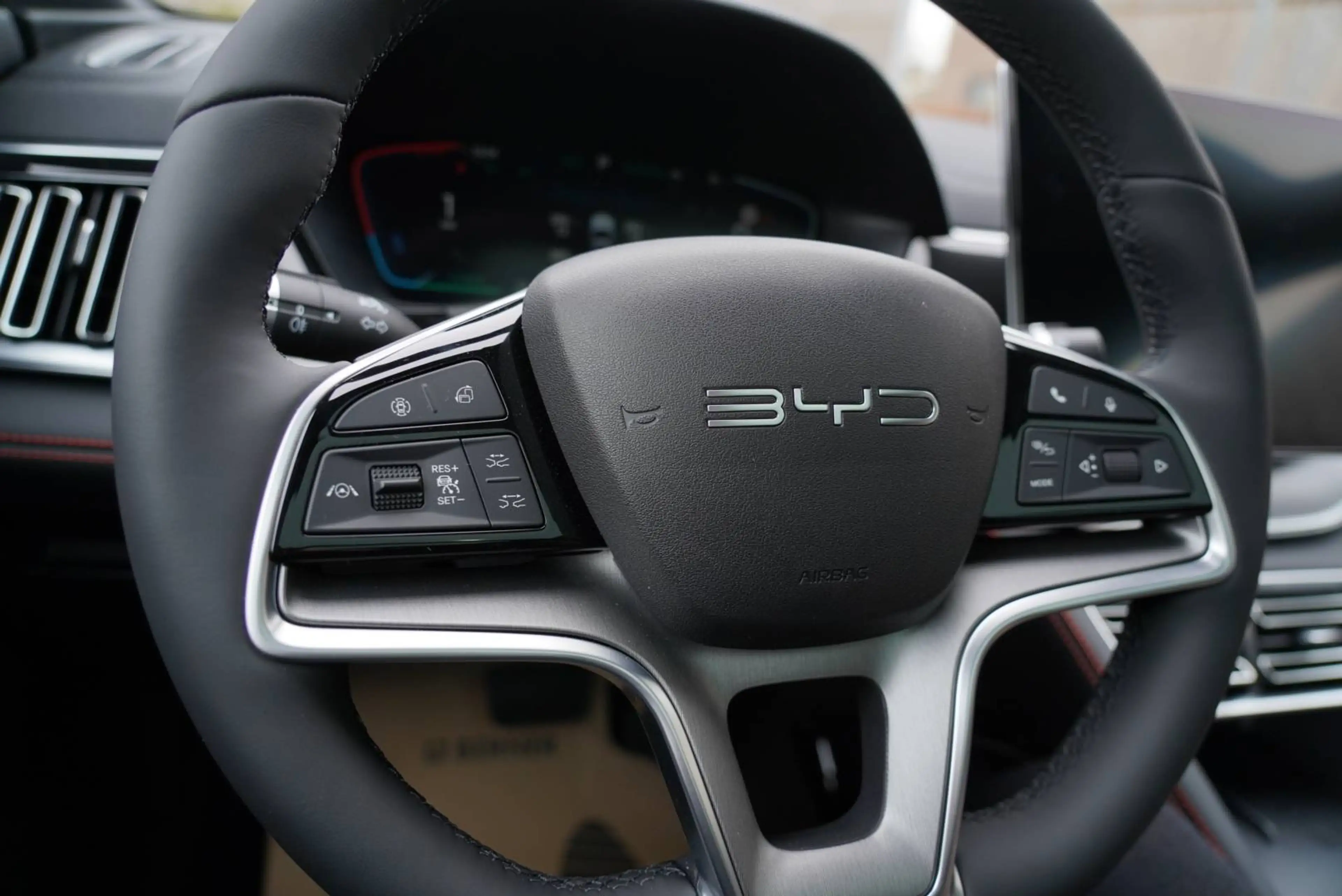 BYD Seal U DM-i Boost 1.5 PHEV (160 kw)**Nieuwe wagen! — photo 23