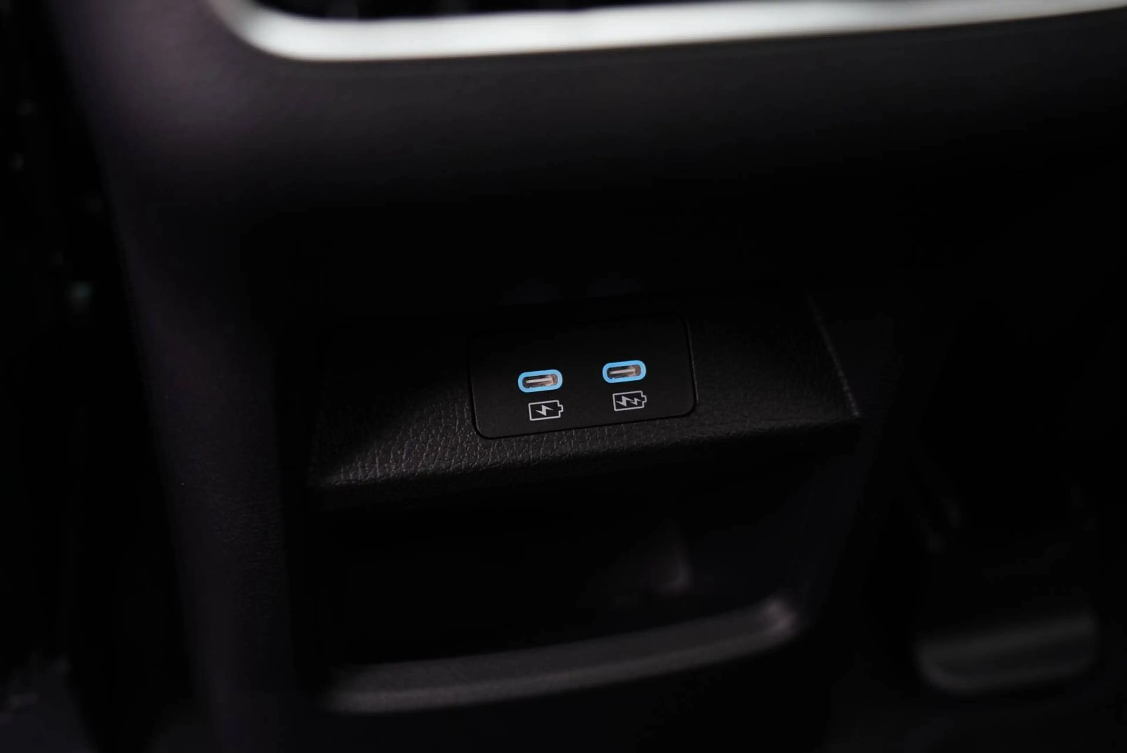 BYD Seal U DM-i Boost 1.5 PHEV (160 kw)**Nieuwe wagen! — photo 19