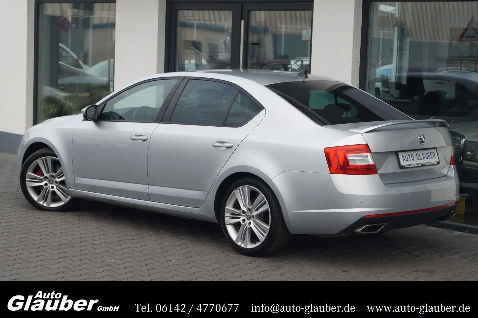 Skoda Octavia RS 2.0 TDI Limousine/Xenon/PDC/1.Hand Silber - 2