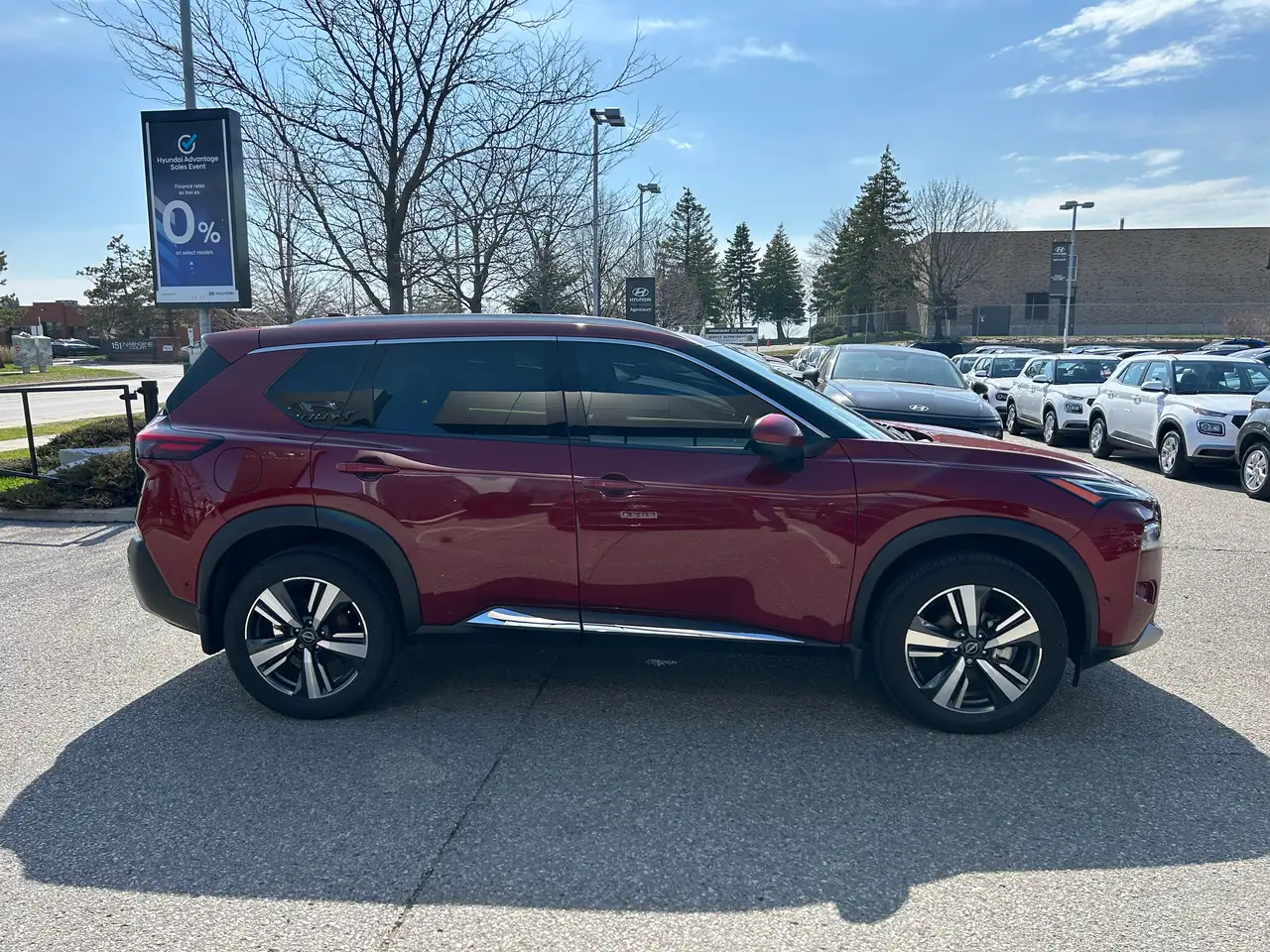 Nissan Rogue снимка Nissan Rogue