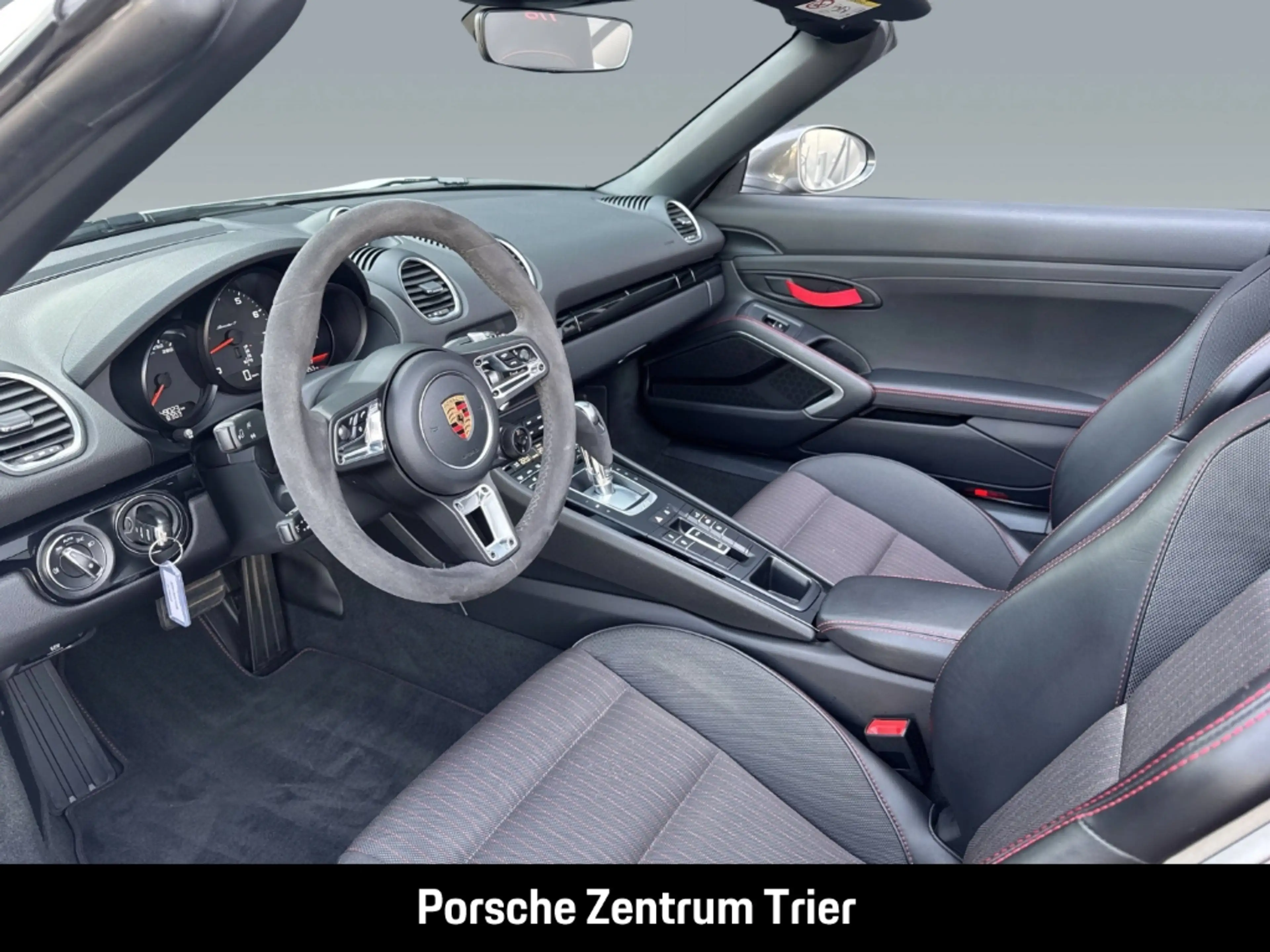 Porsche Boxster 718 T — photo 4