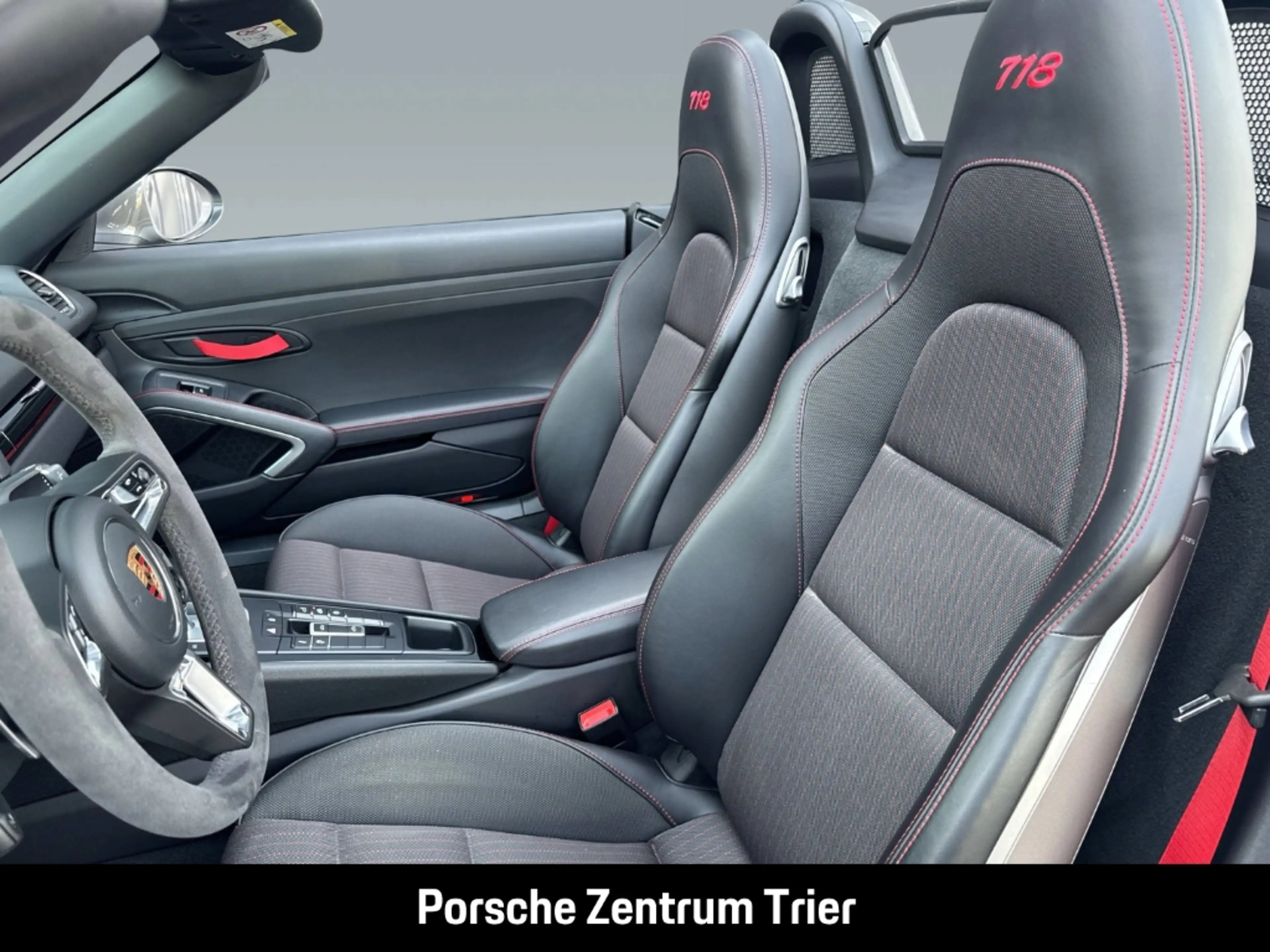 Porsche Boxster 718 T — photo 5