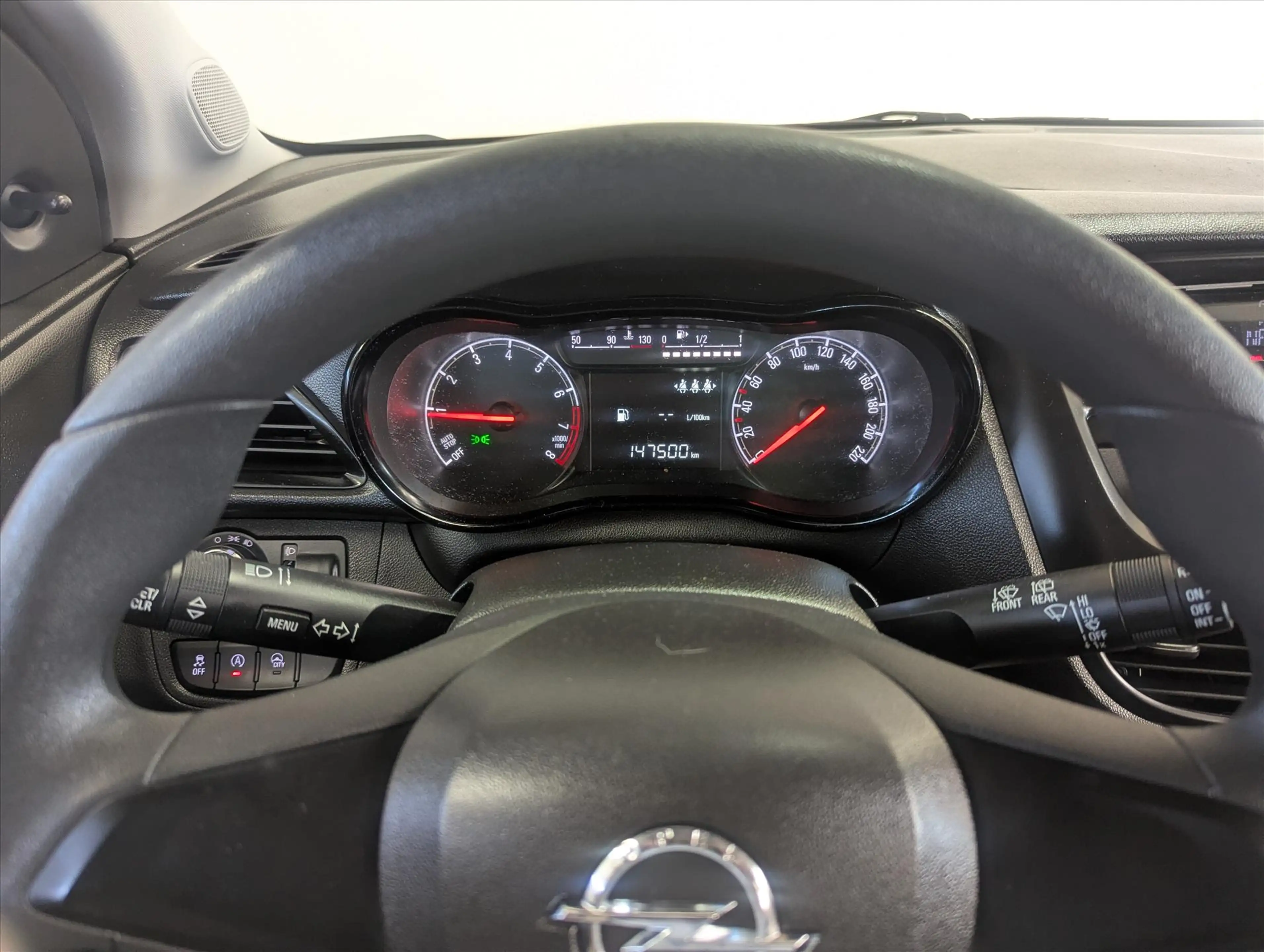 Opel Karl 1.0 ecoFLEX 75pk Selection — photo 10