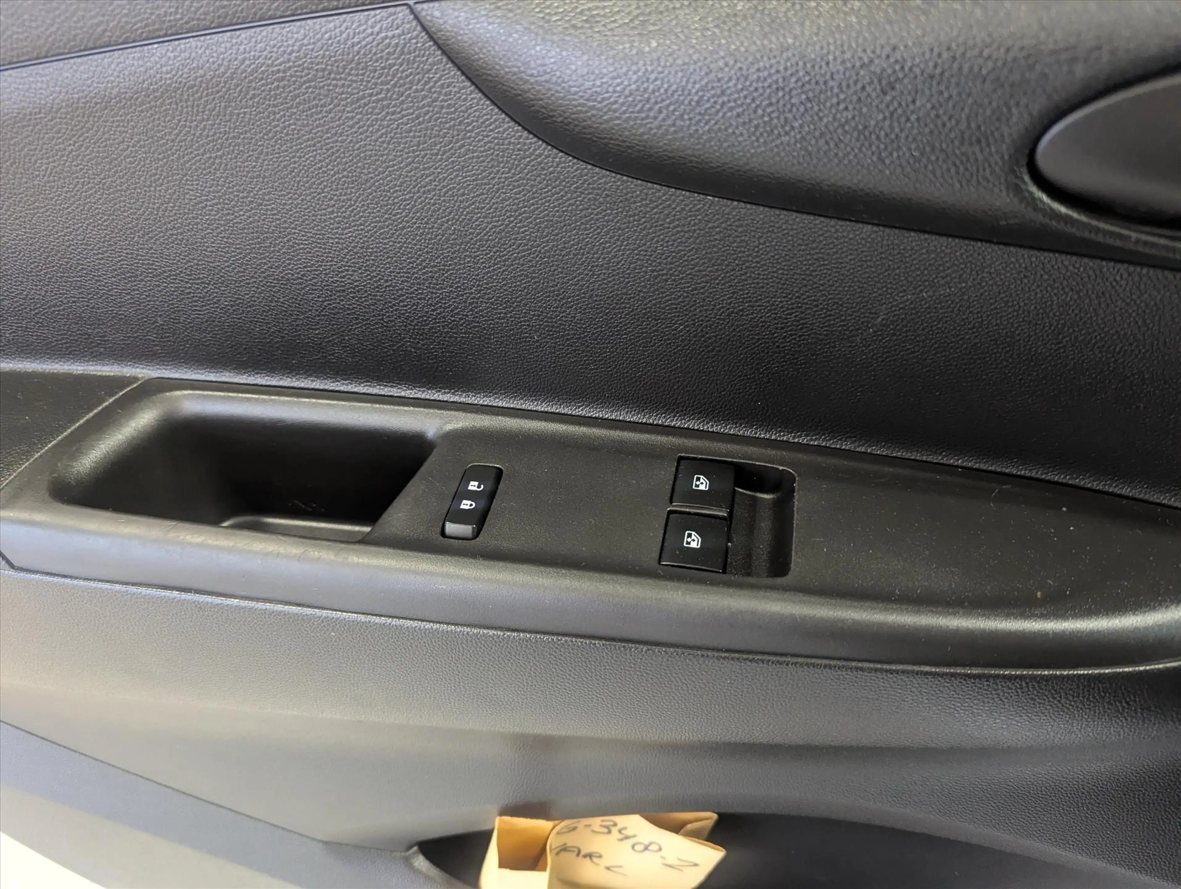 Opel Karl 1.0 ecoFLEX 75pk Selection — photo 15