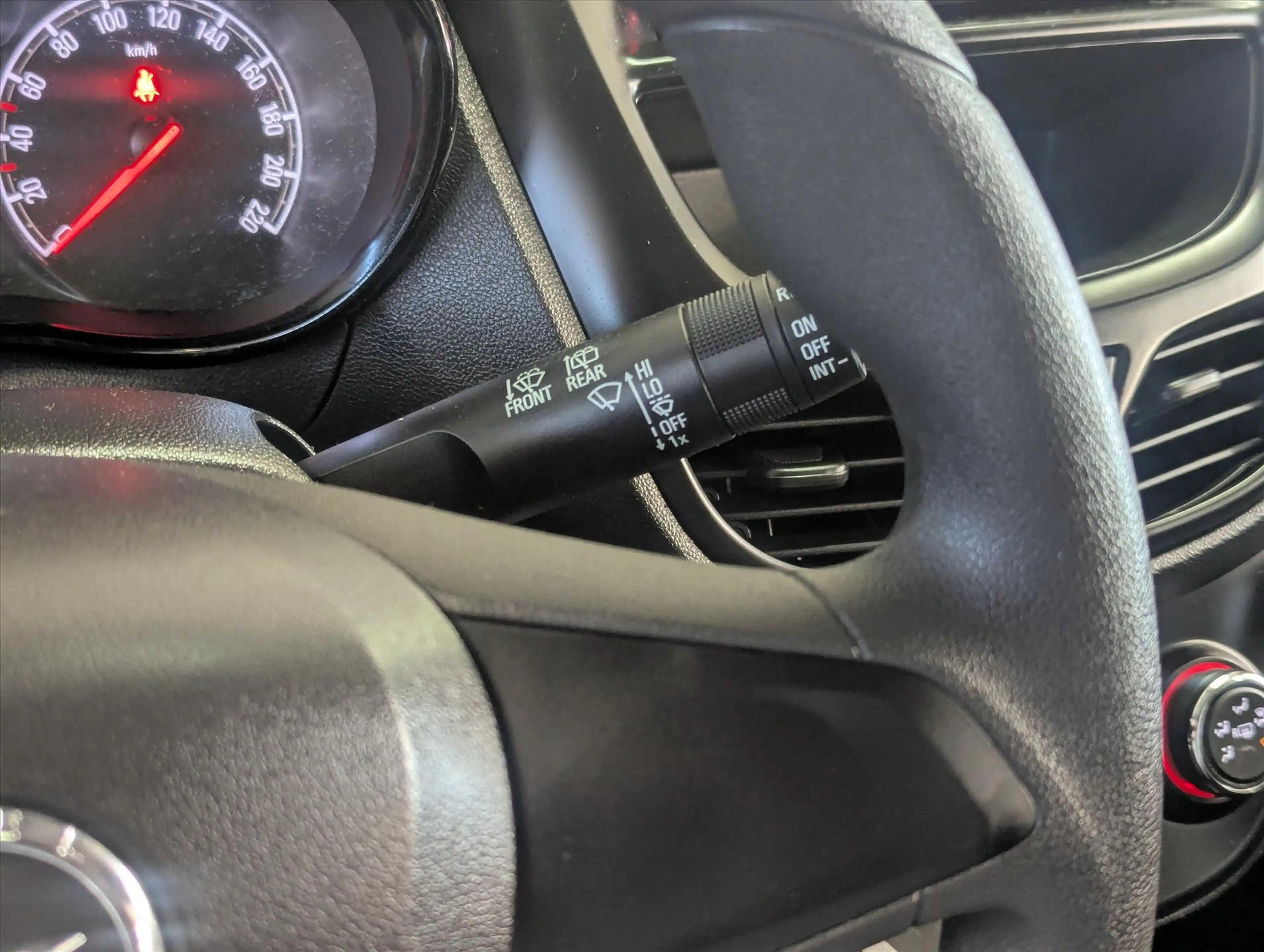Opel Karl 1.0 ecoFLEX 75pk Selection — photo 13