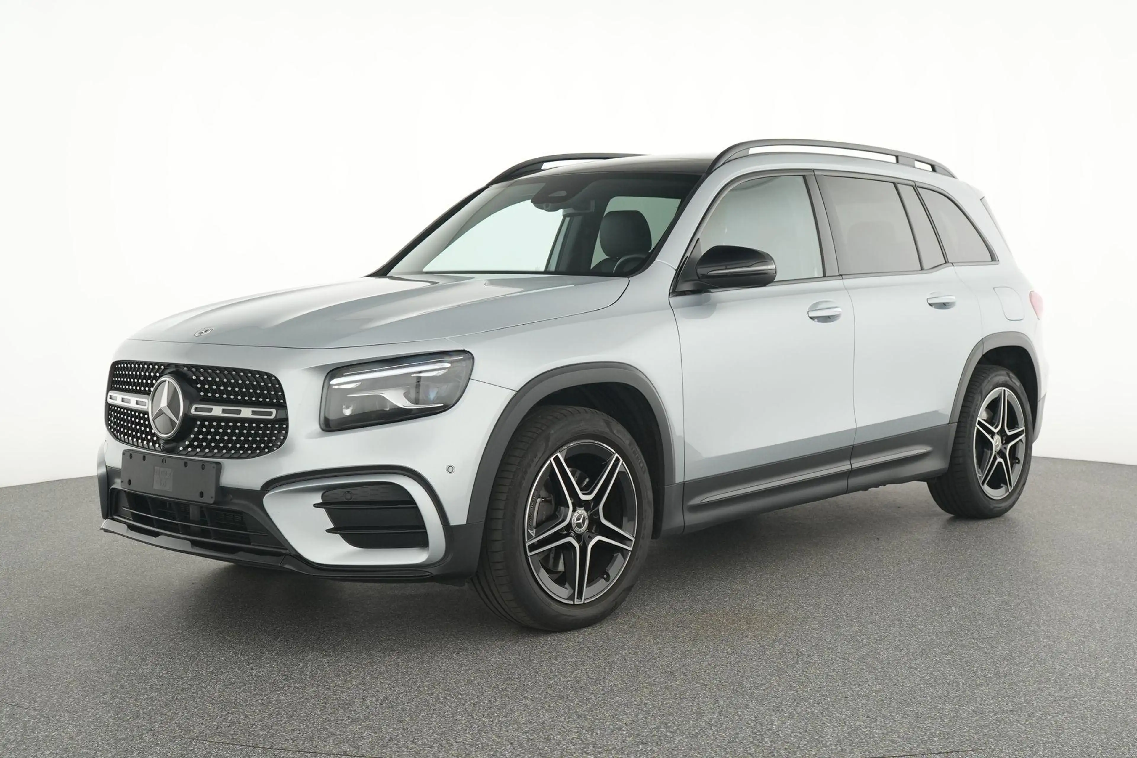 Mercedes-Benz GLB 180 AMG Line 7PLACES