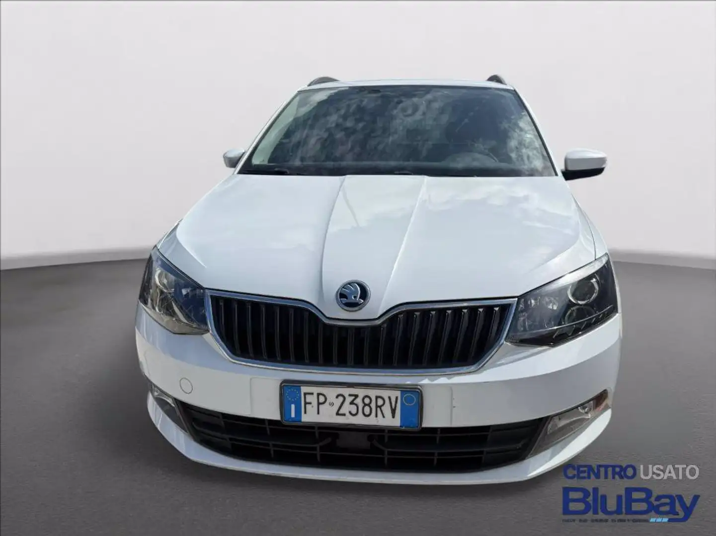 Skoda Fabia 1.0 TSI Wagon Executive Blanc - 2