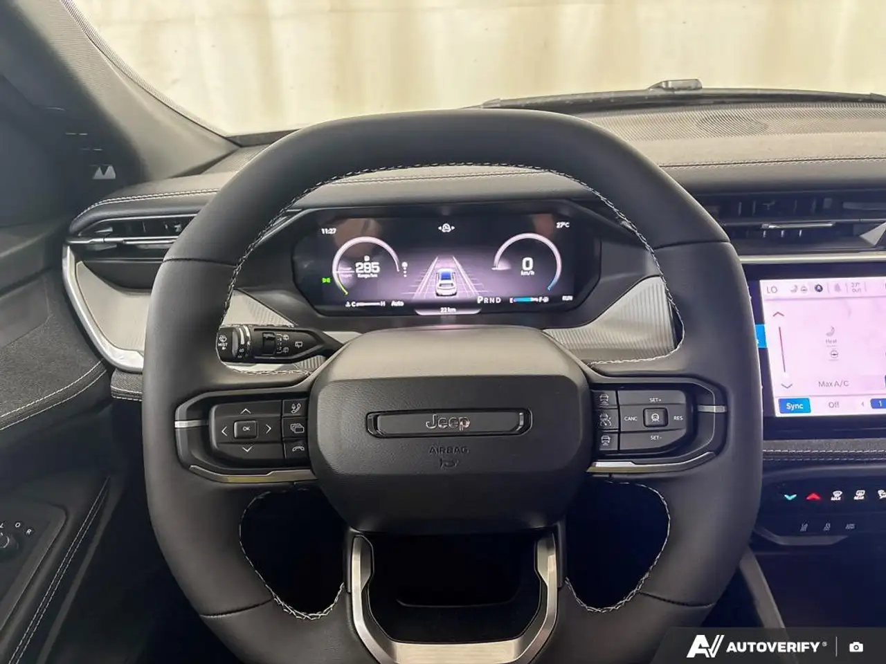 Jeep Cherokee снимка Jeep Cherokee