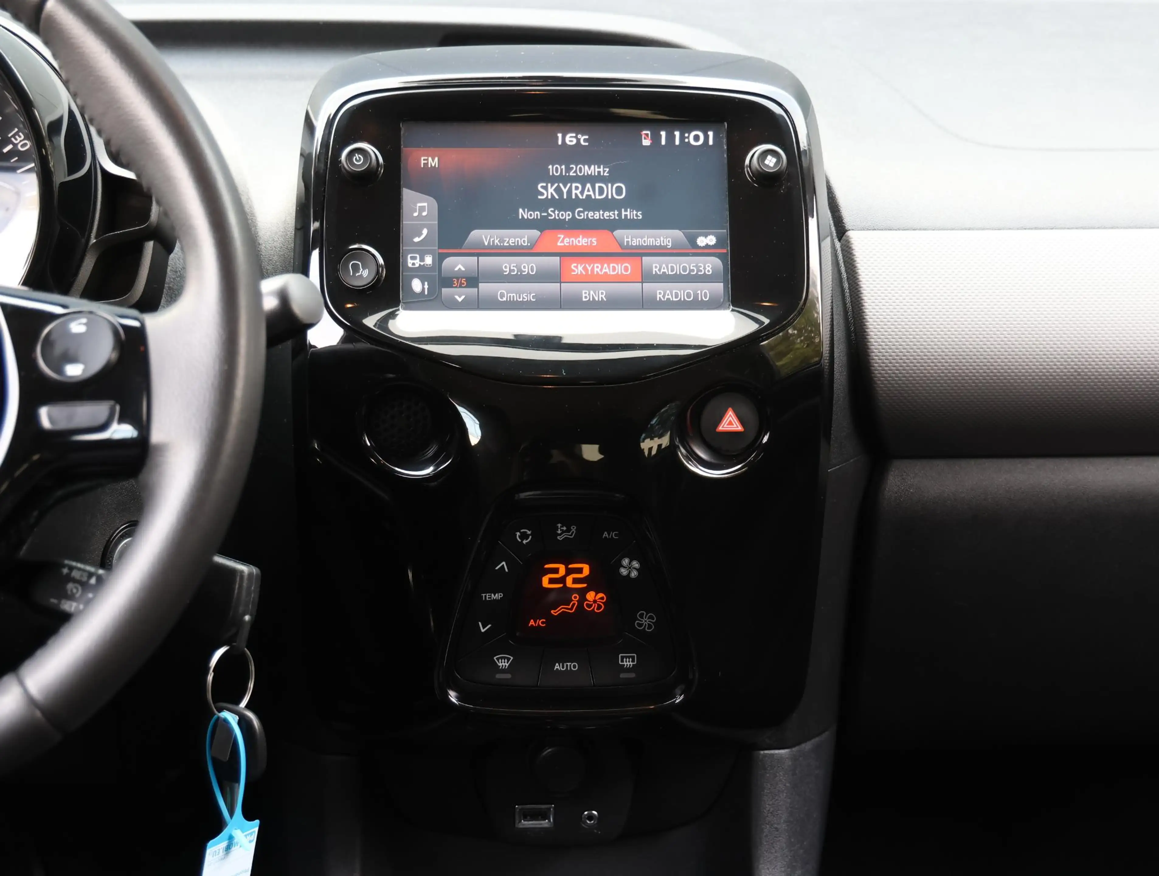 Peugeot 108 1.0 e-VTi Allure | Achteruitrijcamera | AppleCarPl — photo 13
