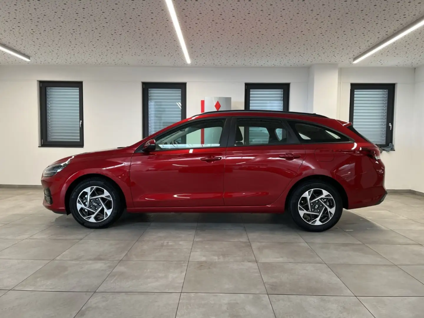 Hyundai i30 Kombi 1.0 T-GDI Advantage LED Navi ACC Tempo Rot - 2