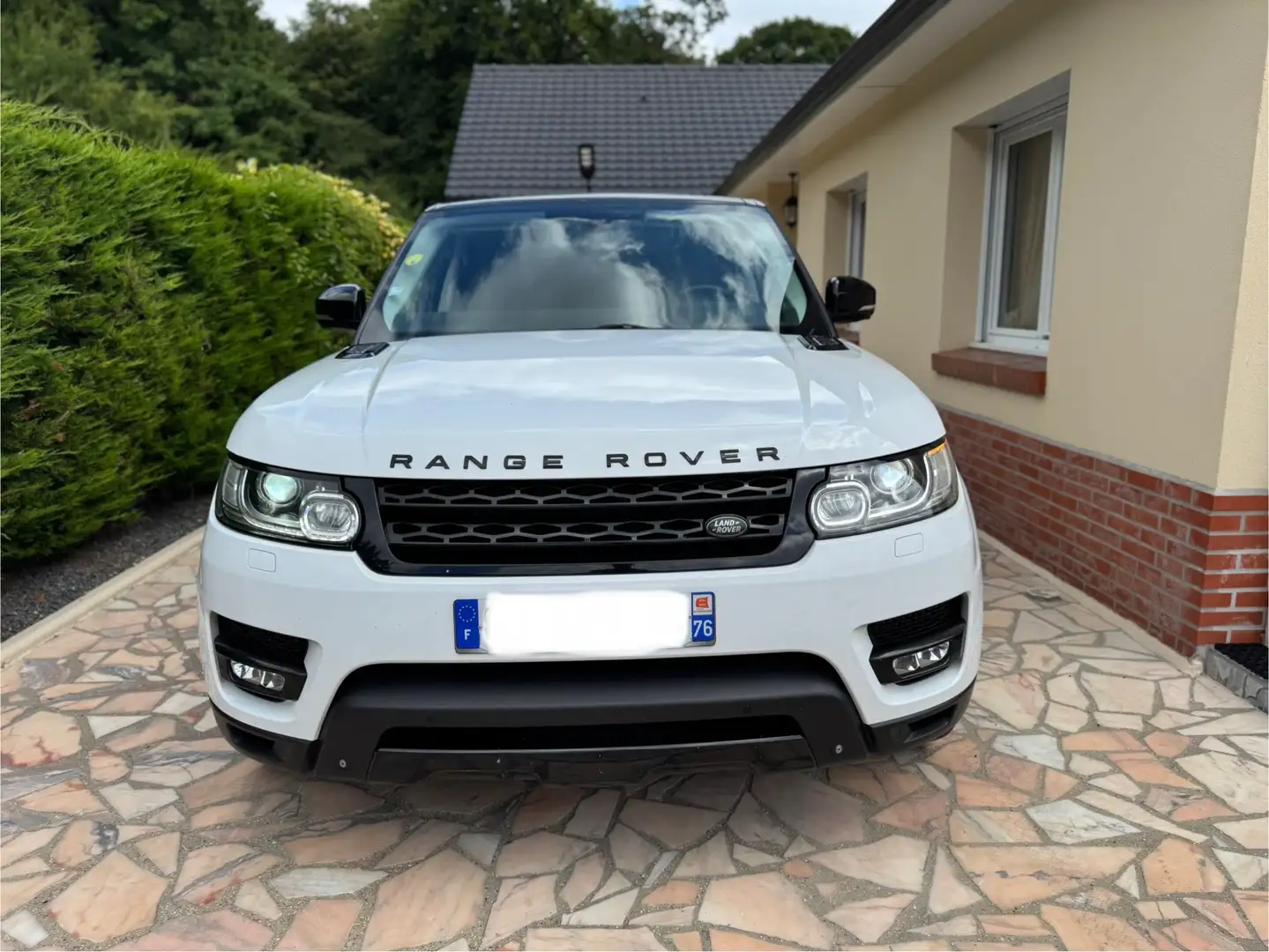 Land Rover Range Rover Sport TDV6 3.0L HSE Dynamic A - 1
