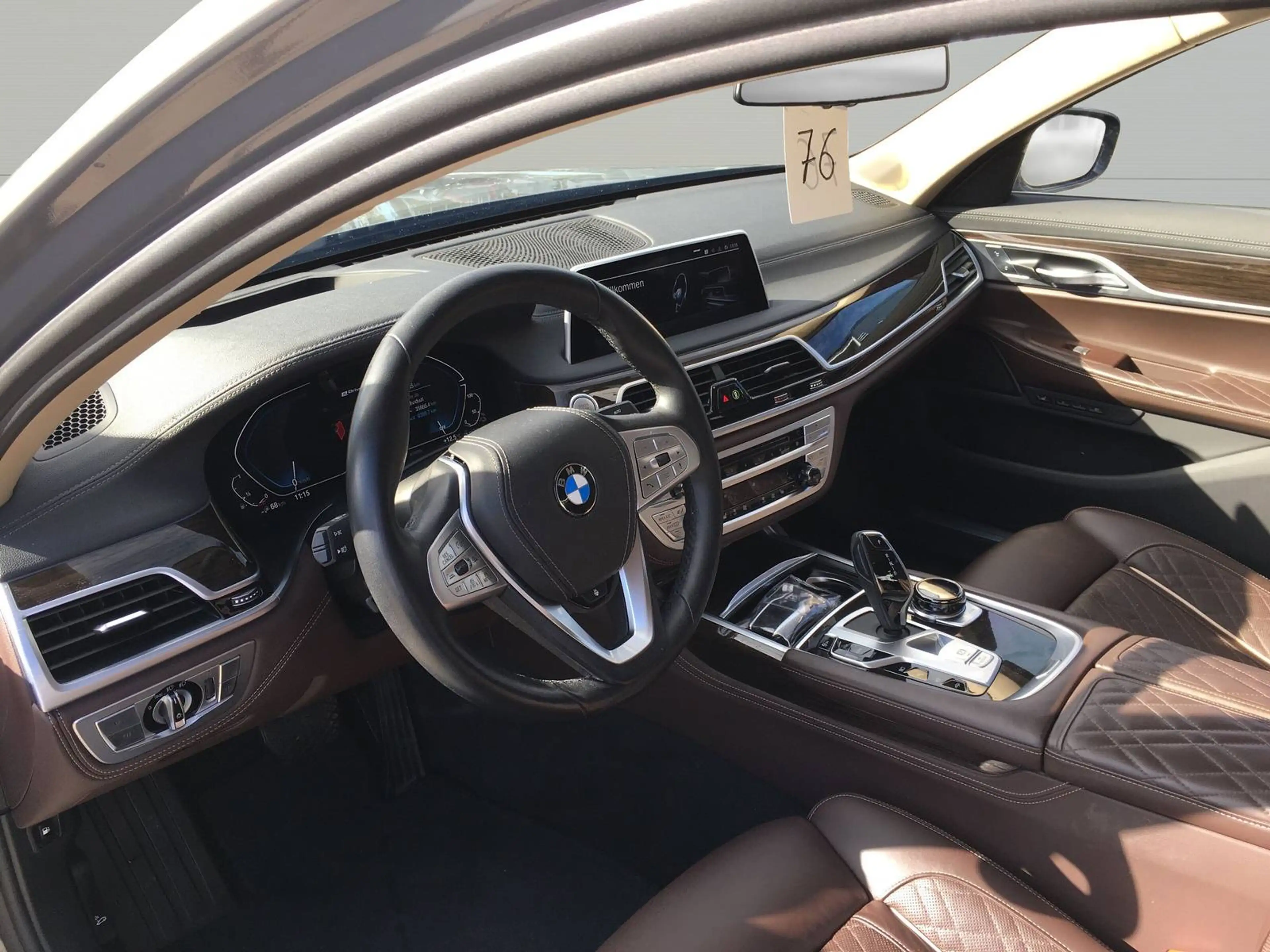 BMW 745 745e-LASERLIGHT-CONNECTED-PRO-ASSISTANT-PRO — photo 9