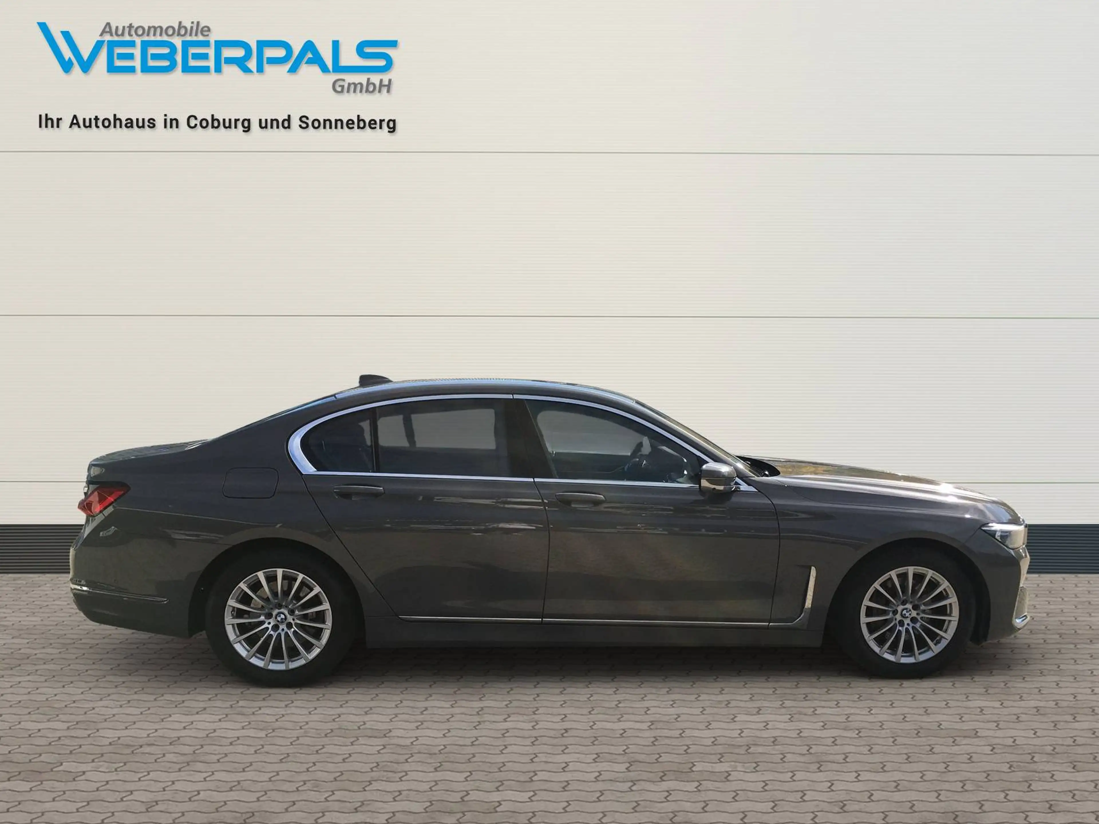 BMW 745 745e-LASERLIGHT-CONNECTED-PRO-ASSISTANT-PRO — photo 11