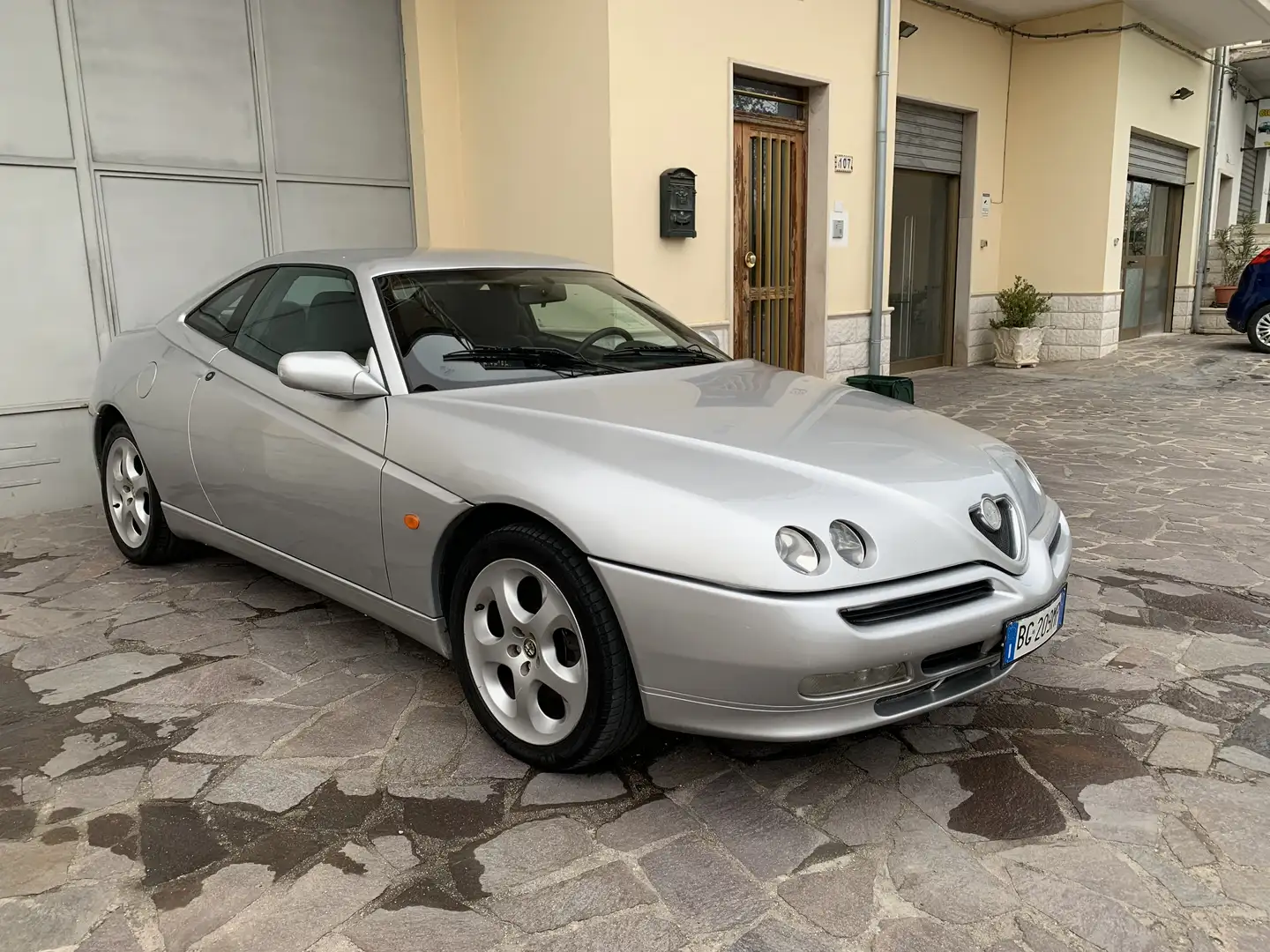 Alfa Romeo GTV 1.8 ts 16v - 1