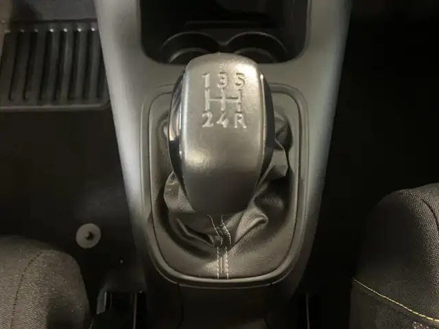 Citroen C3 view 12