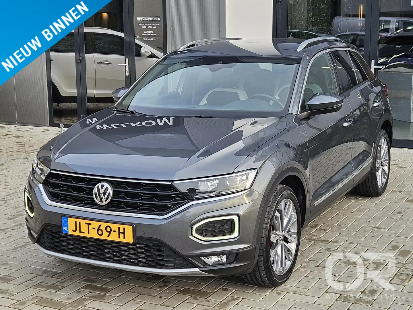 Volkswagen T-Roc 2.0 TSI 190pk 4Motion Sport Executive Automaat Gris - 1