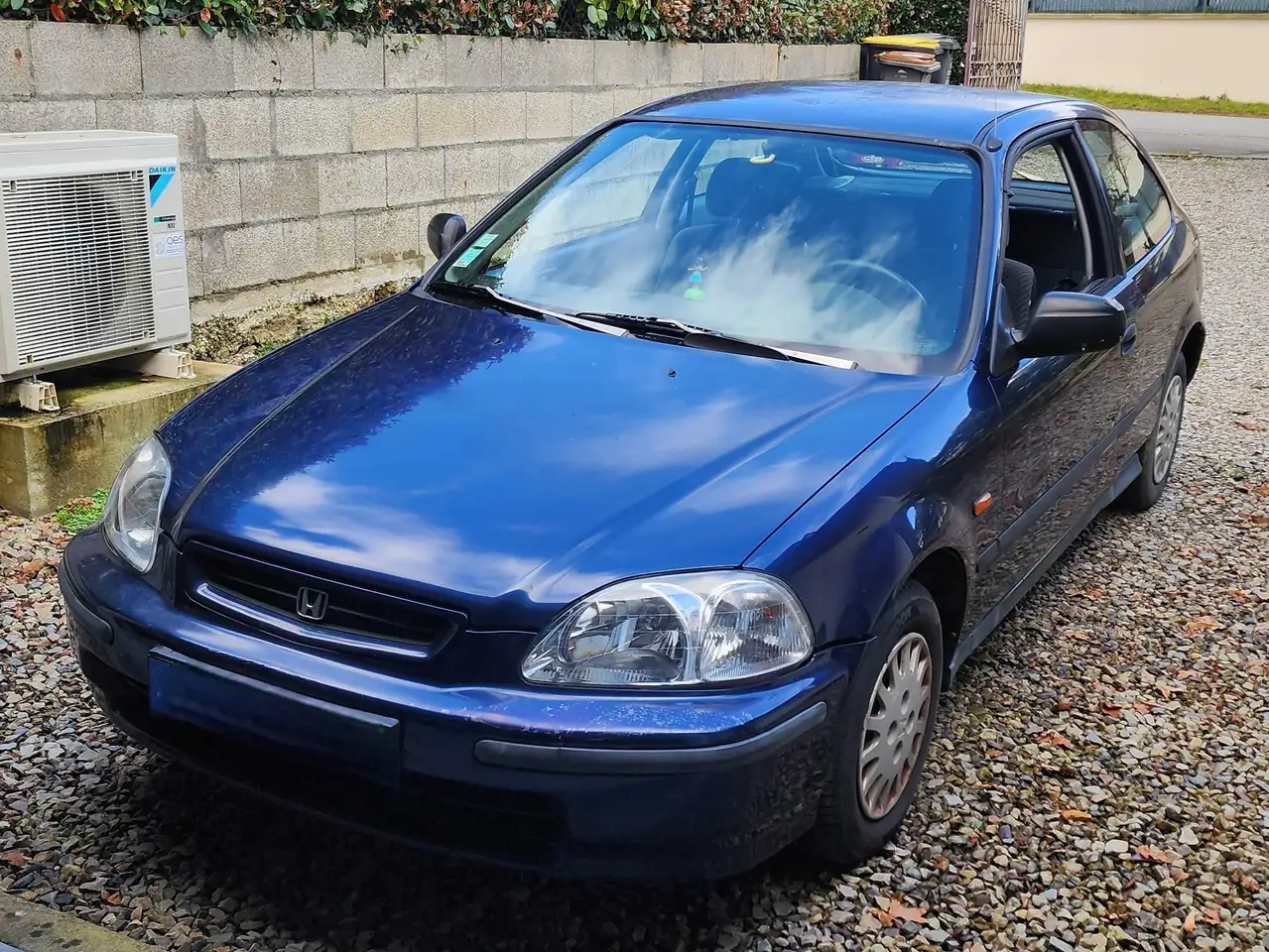 Honda Civic 1.4i S A, foto 1