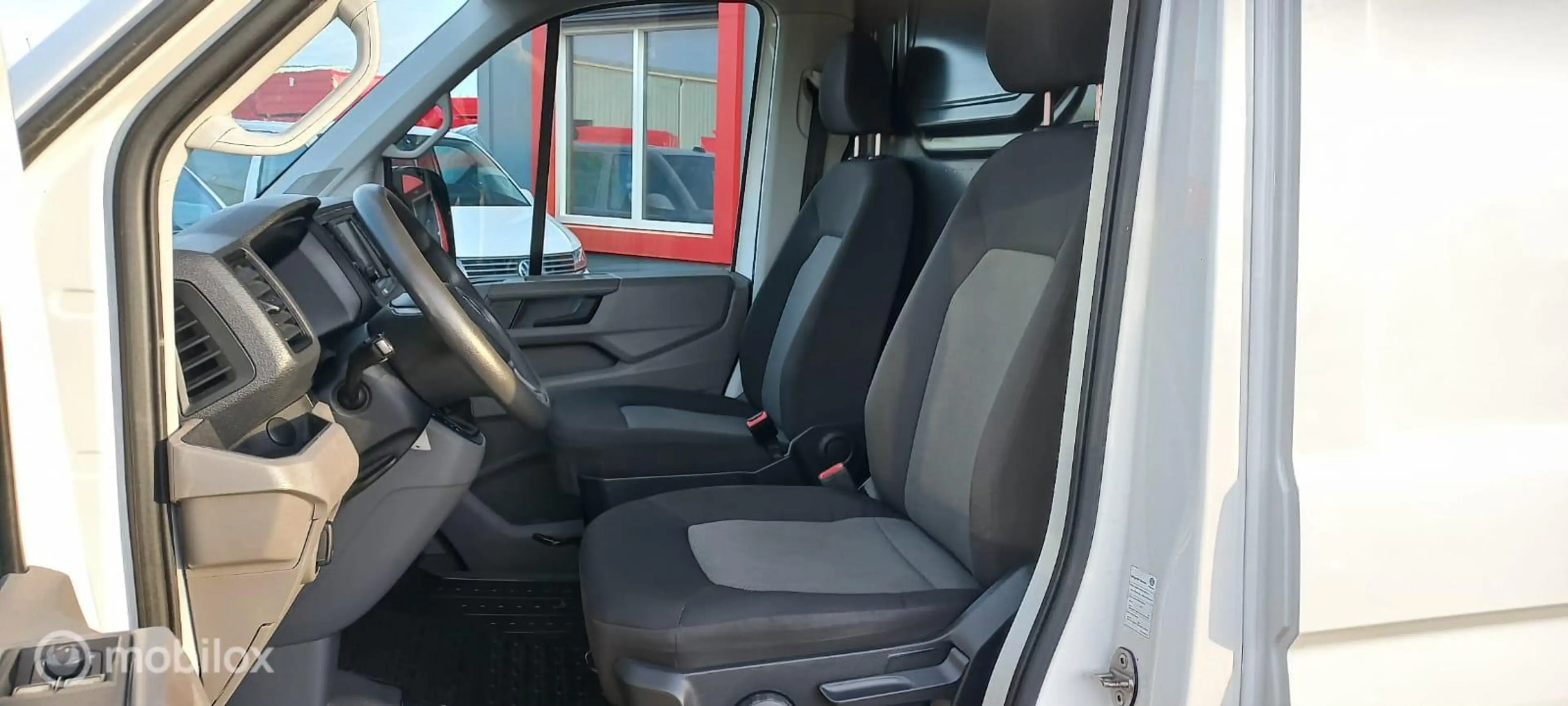 Volkswagen Crafter Bestel 35 2.0 TDI L4H3 — photo 11