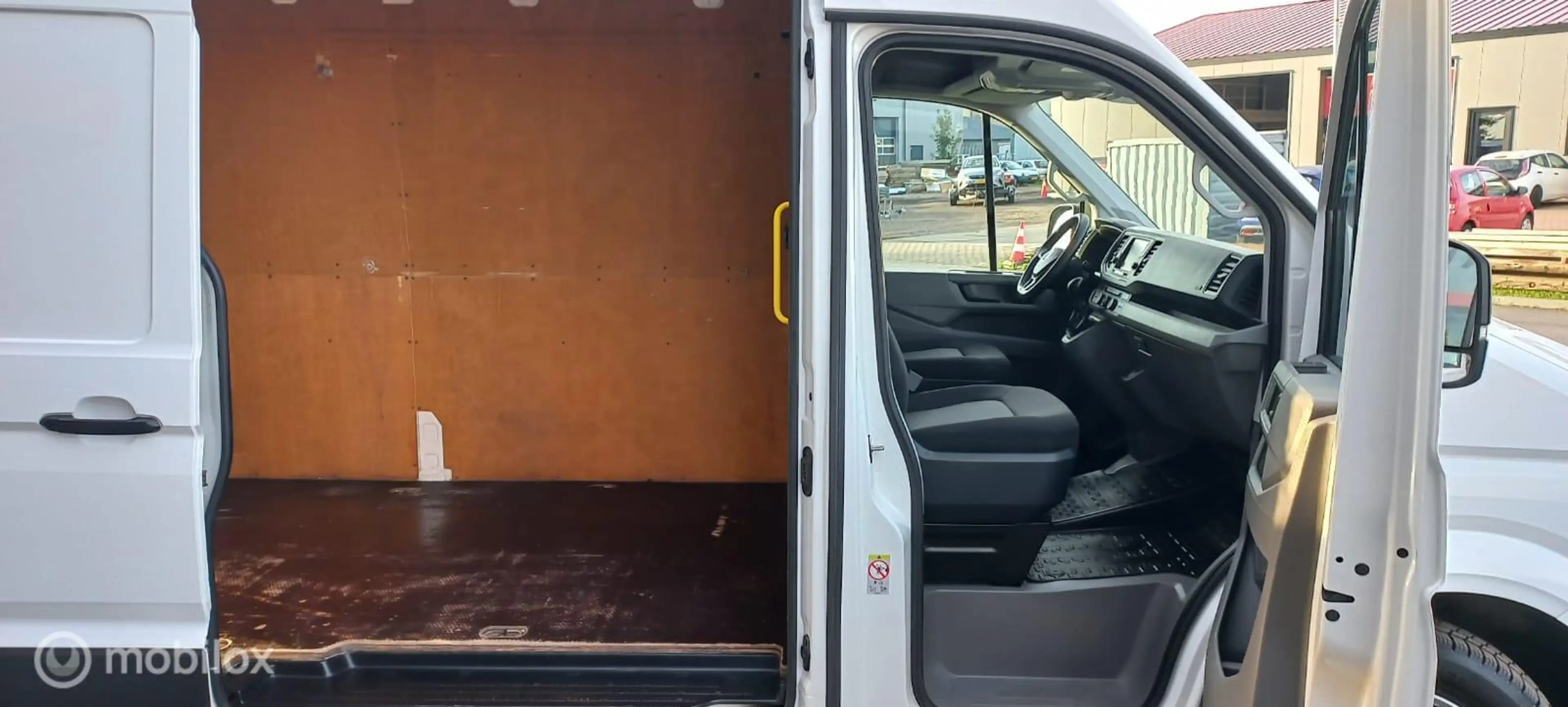 Volkswagen Crafter Bestel 35 2.0 TDI L4H3 — photo 7