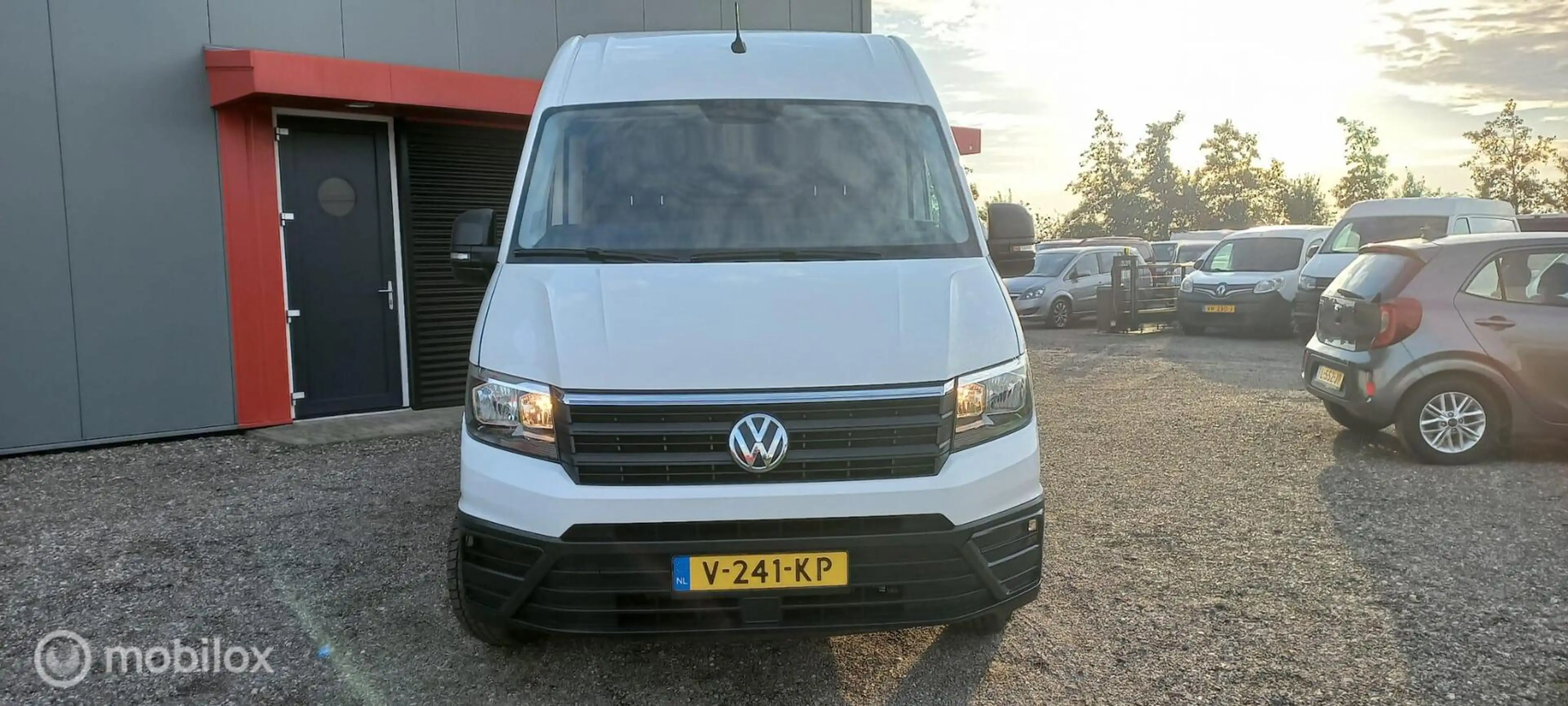 Volkswagen Crafter Bestel 35 2.0 TDI L4H3 — photo 2