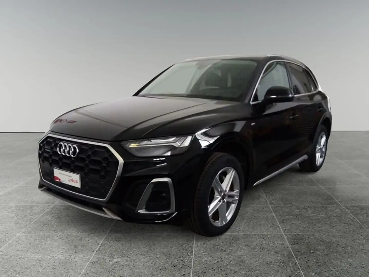 Audi Q5 40 TDI quattro S tronic S line Schwarz - 1