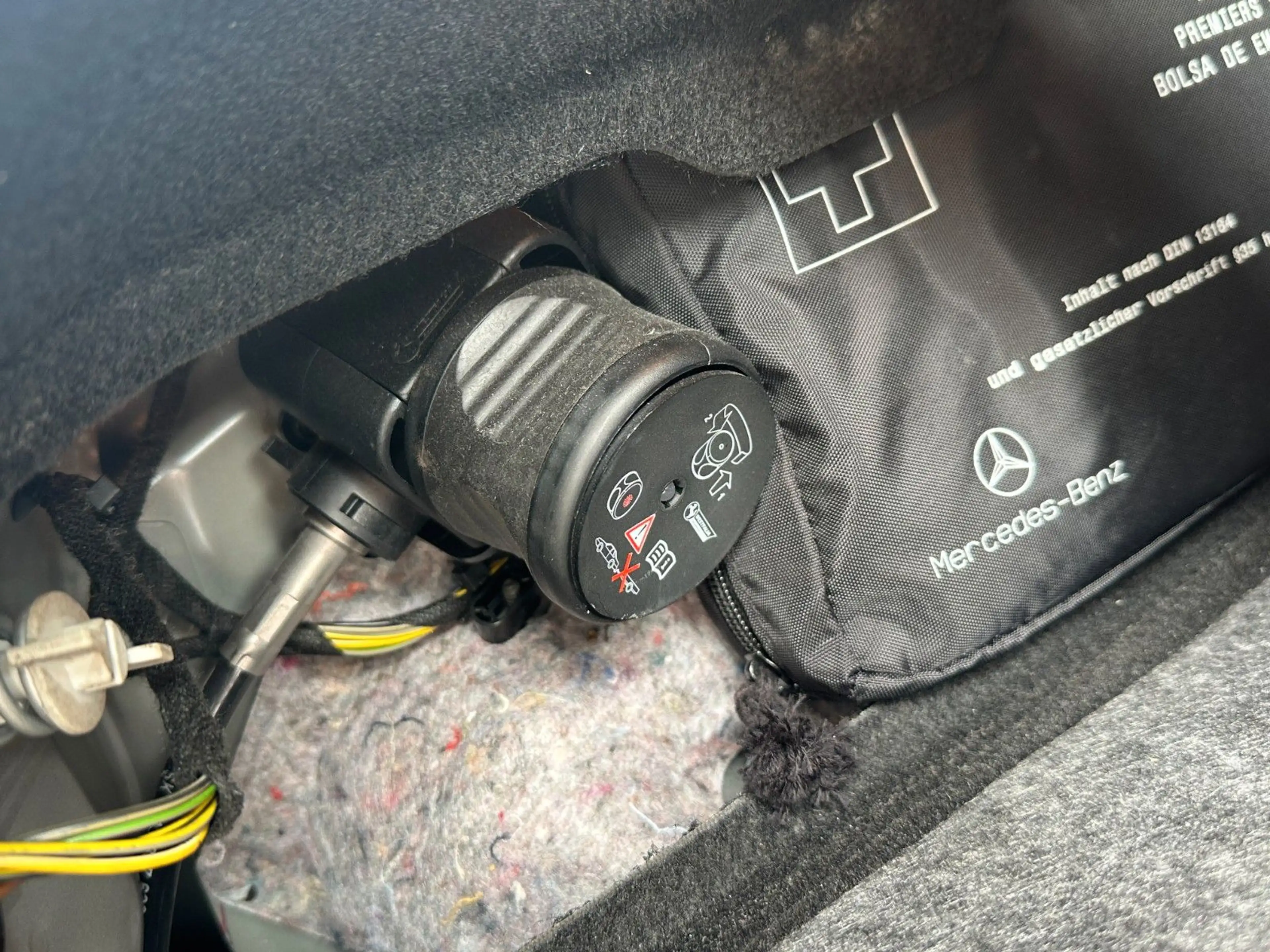 Mercedes-Benz A 200 BlueEfficiency Style*AHK*NAVI*PDC*SHZ* — photo 11