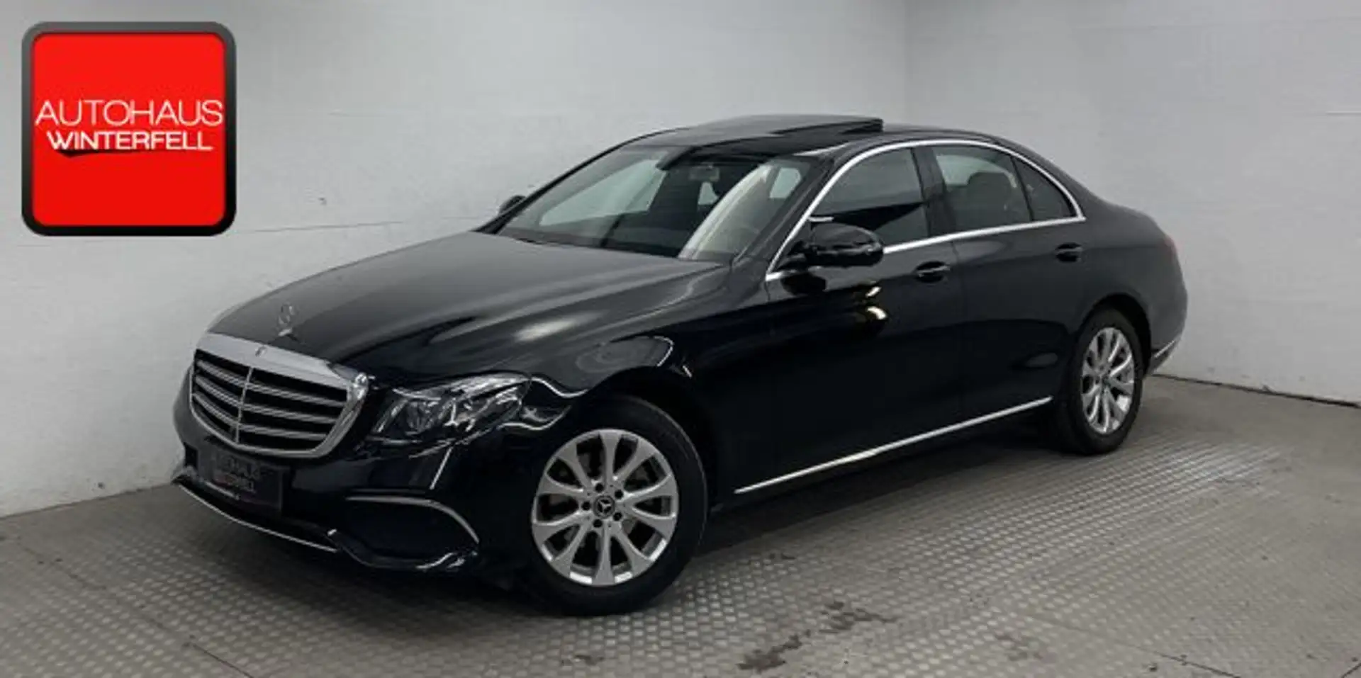 Mercedes-Benz E 220 d EXCLUSIVE SCHIEBEDACH+360+AHK+LED+3ZONEN Zwart - 1