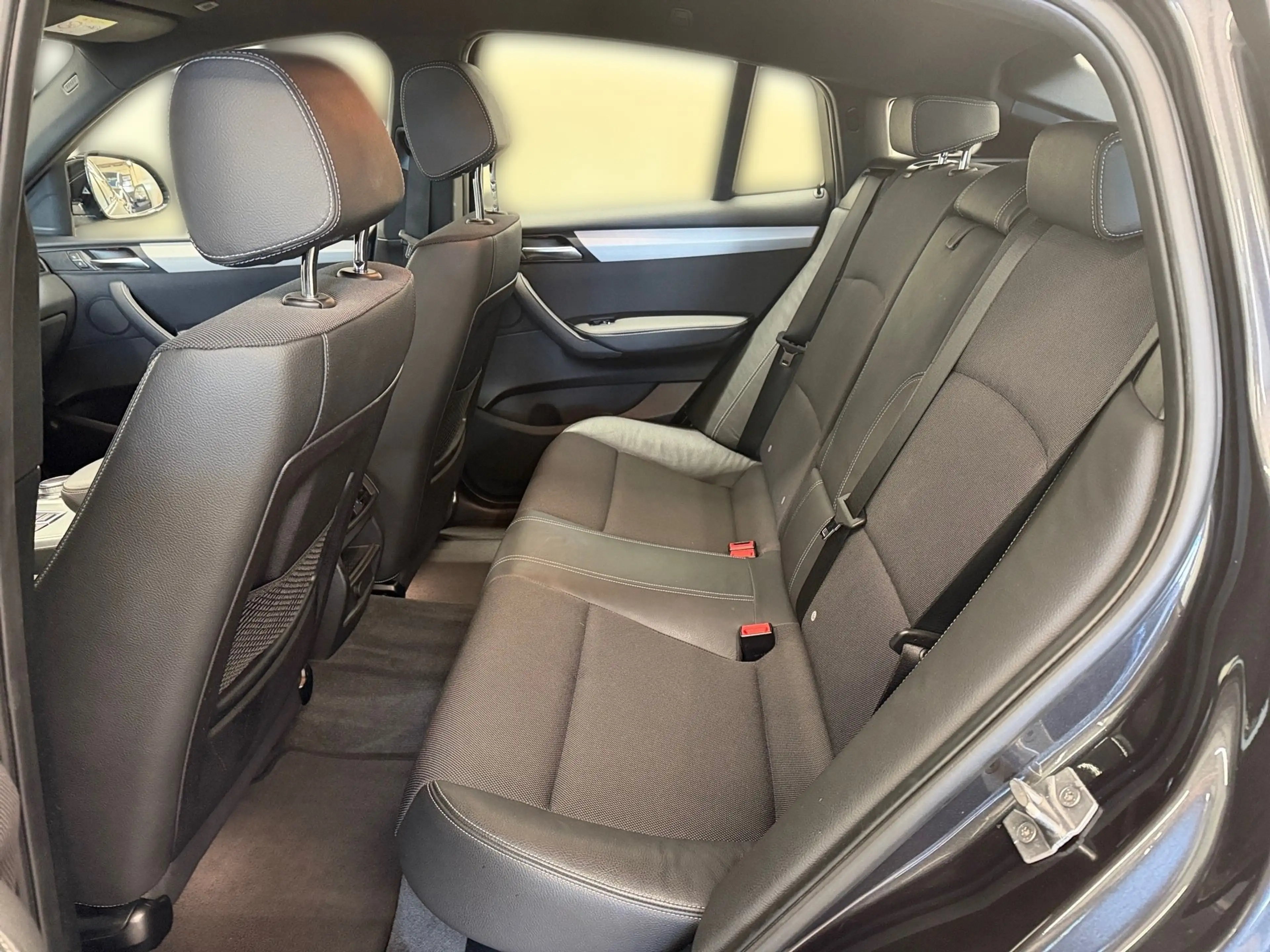 BMW X4 M40i — photo 7