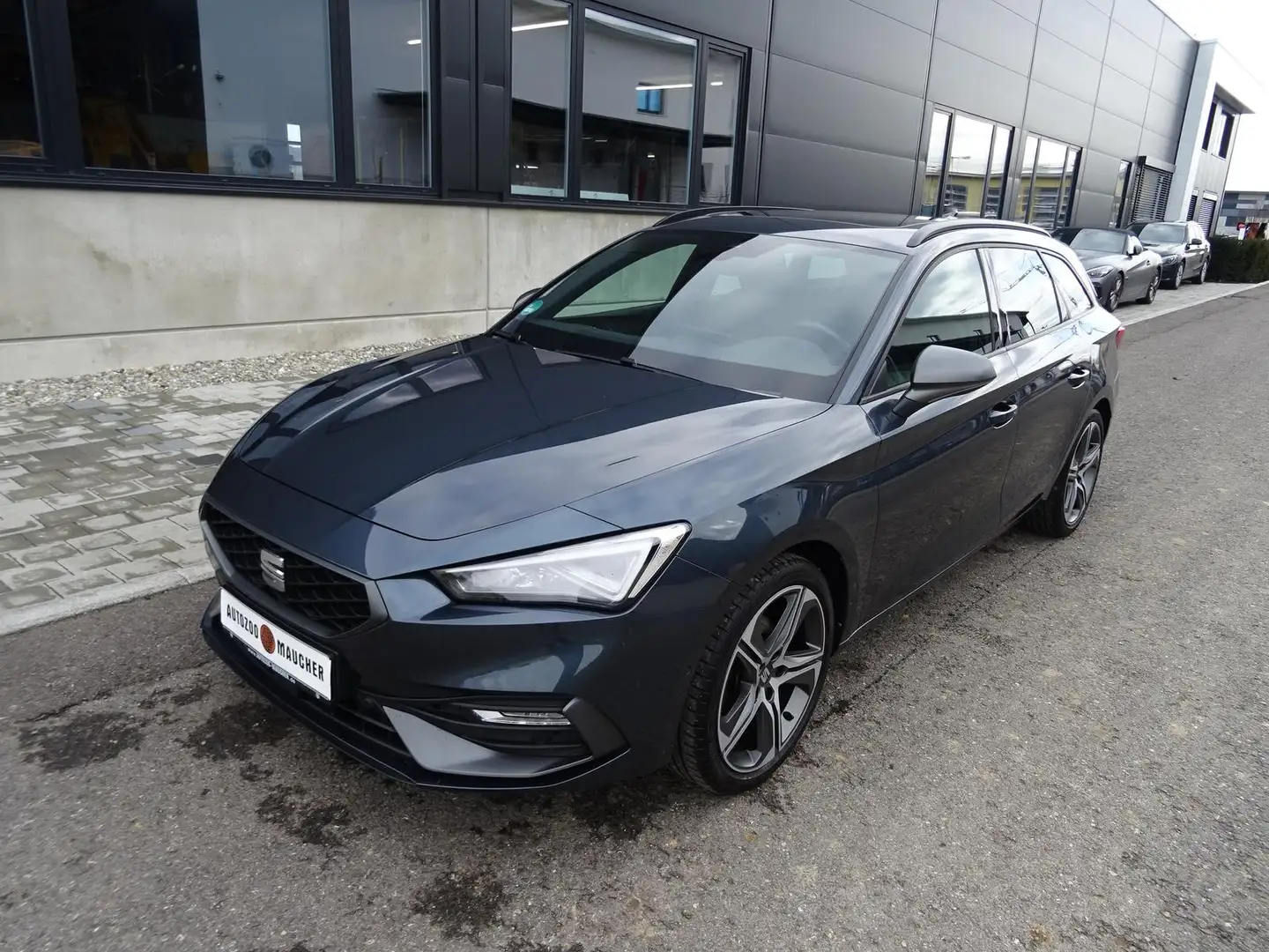 SEAT Leon ST 1.5 eTSI FR/ KAMERA/PDC/PANO/APP/LED/AHK Grau - 2