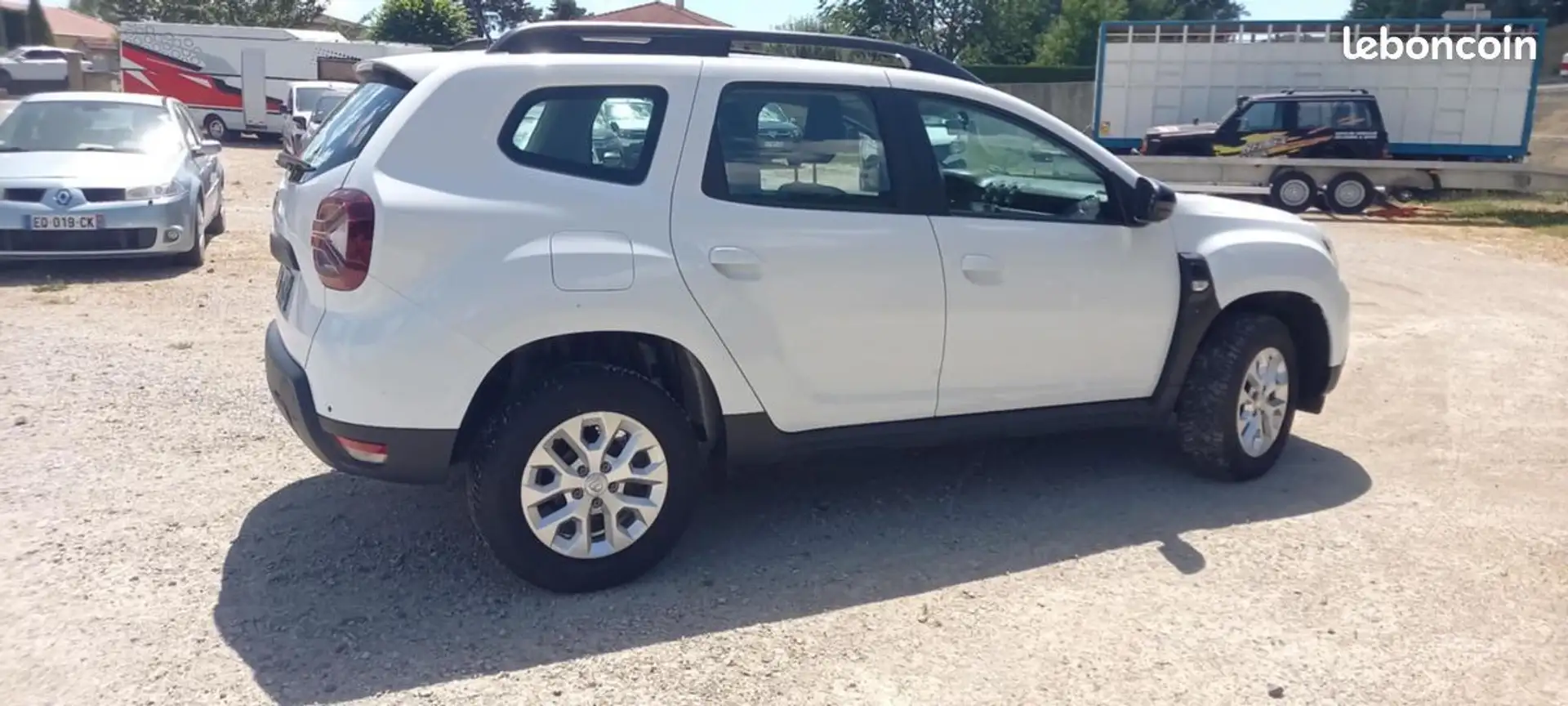 Dacia Duster 4X4 115 CV 1ere MAIN (belex auto A YOLET) Blanc - 2